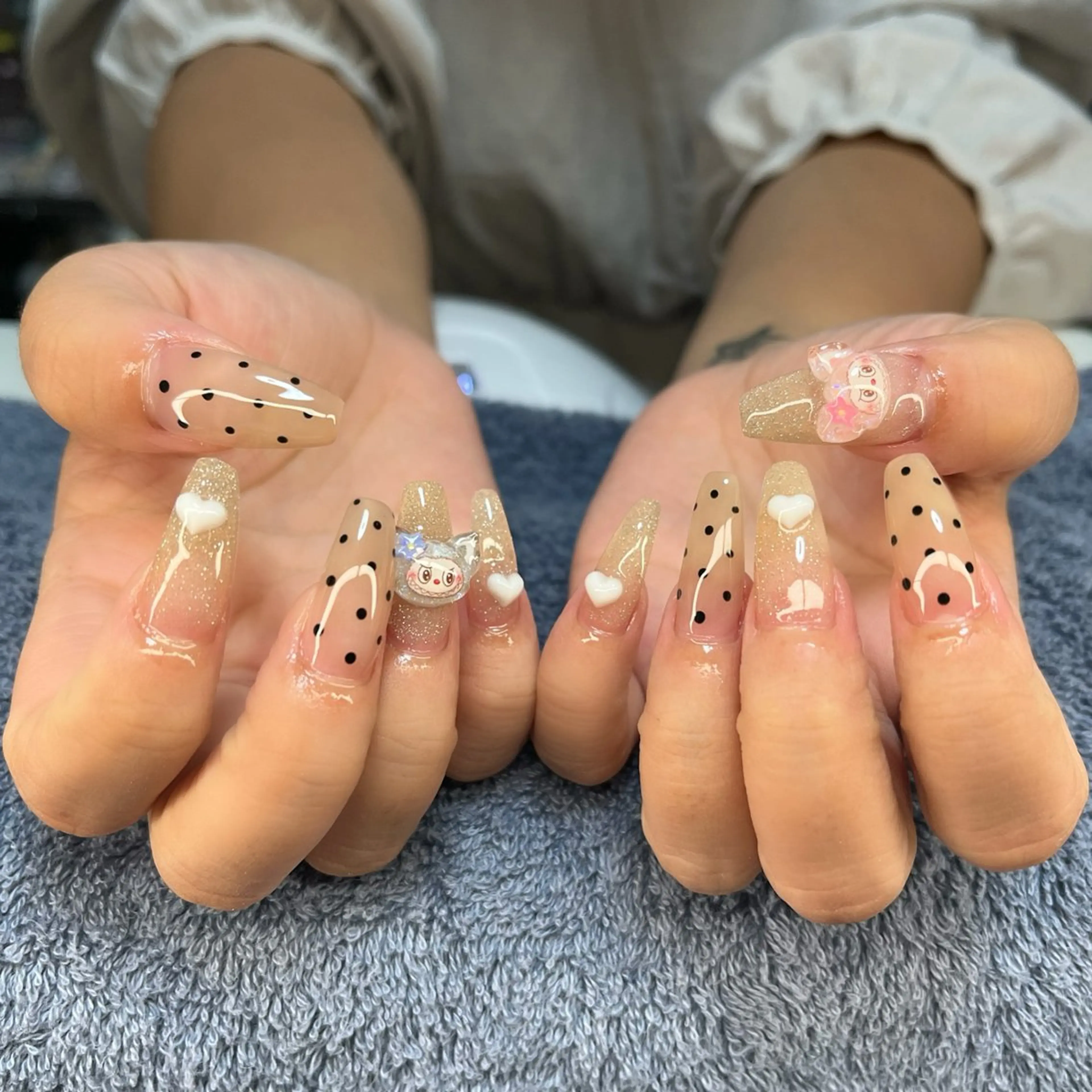 ネイル ハンドネイル フットネイル MHR nailのネイルデザイン
