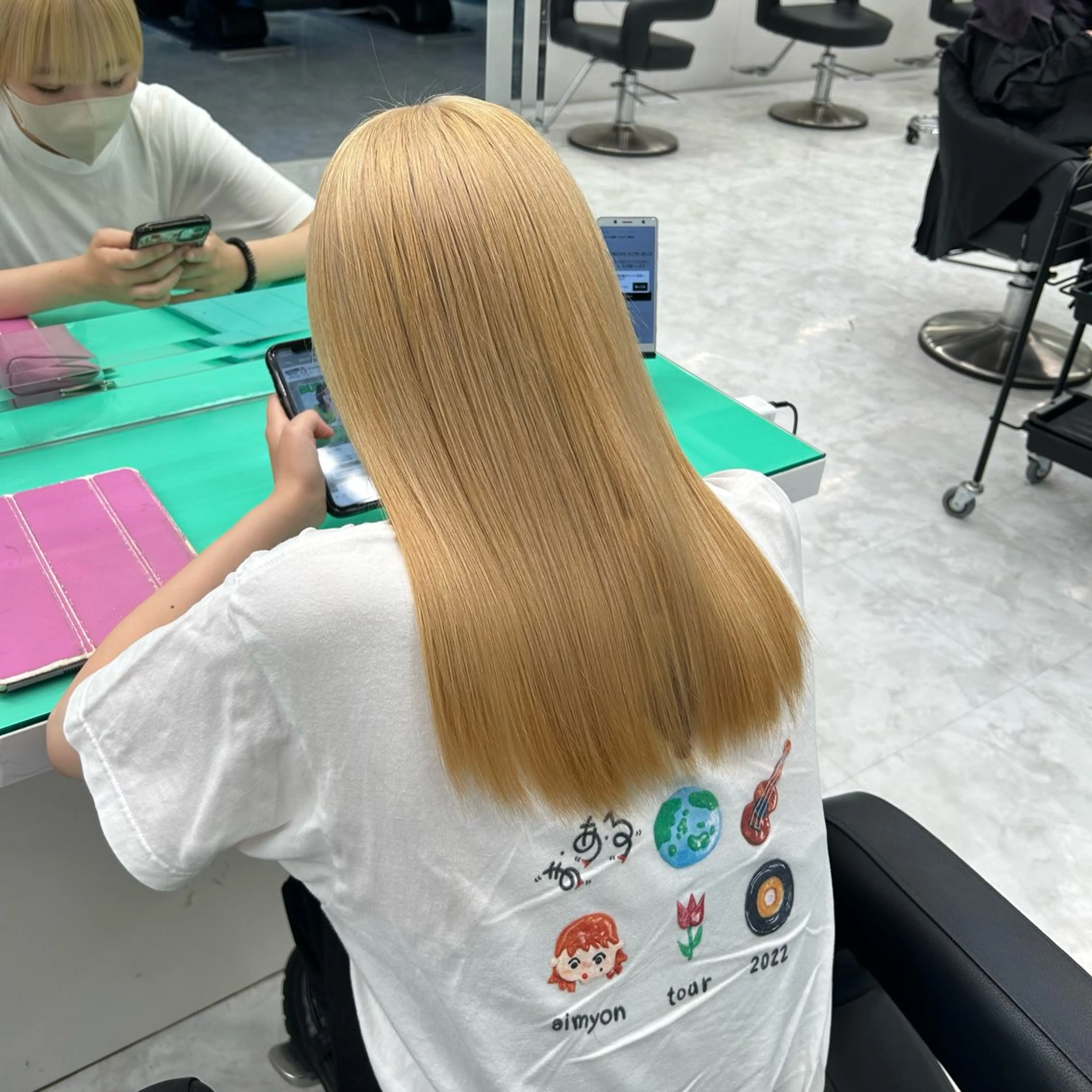 セミロング ヘアカラー ヘアセット Miwa🤍ダメージ レスカラー特化🦢のヘアスタイル