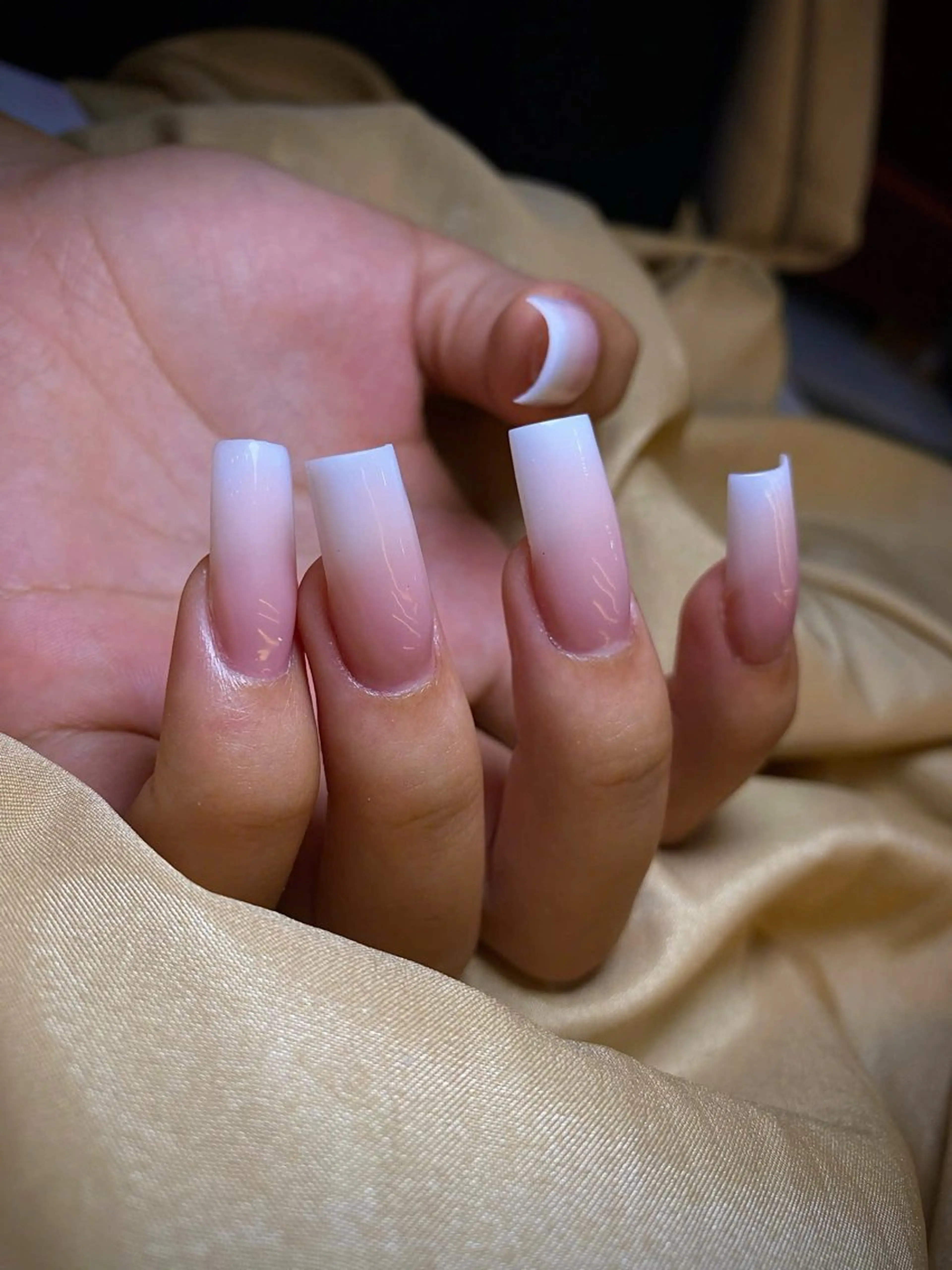 ネイル 長さ出し グラデーション ハンドネイル HANA 川越東口ネイルサロンのネイルデザイン