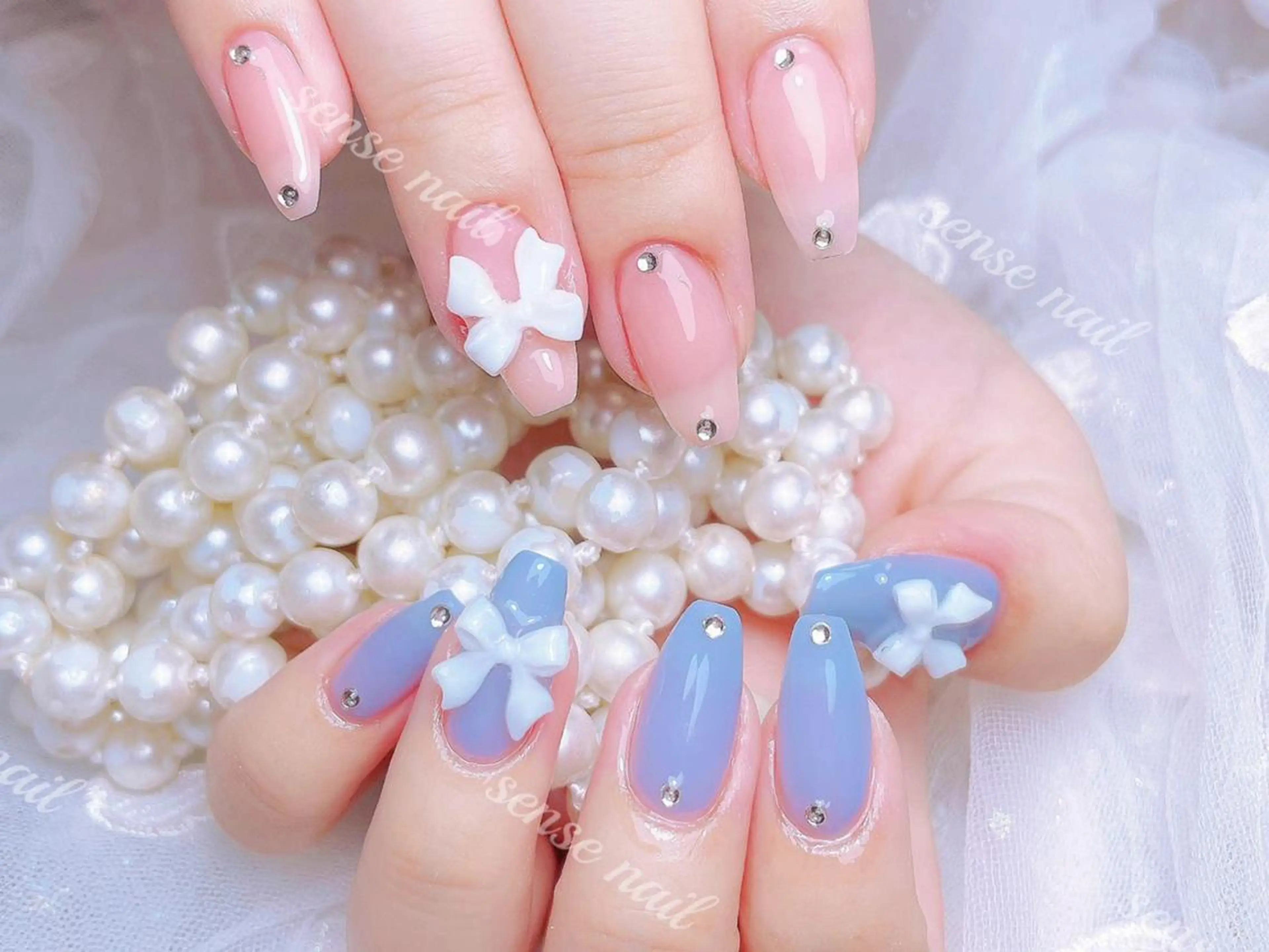 ネイル Queening 🦋のネイルデザイン