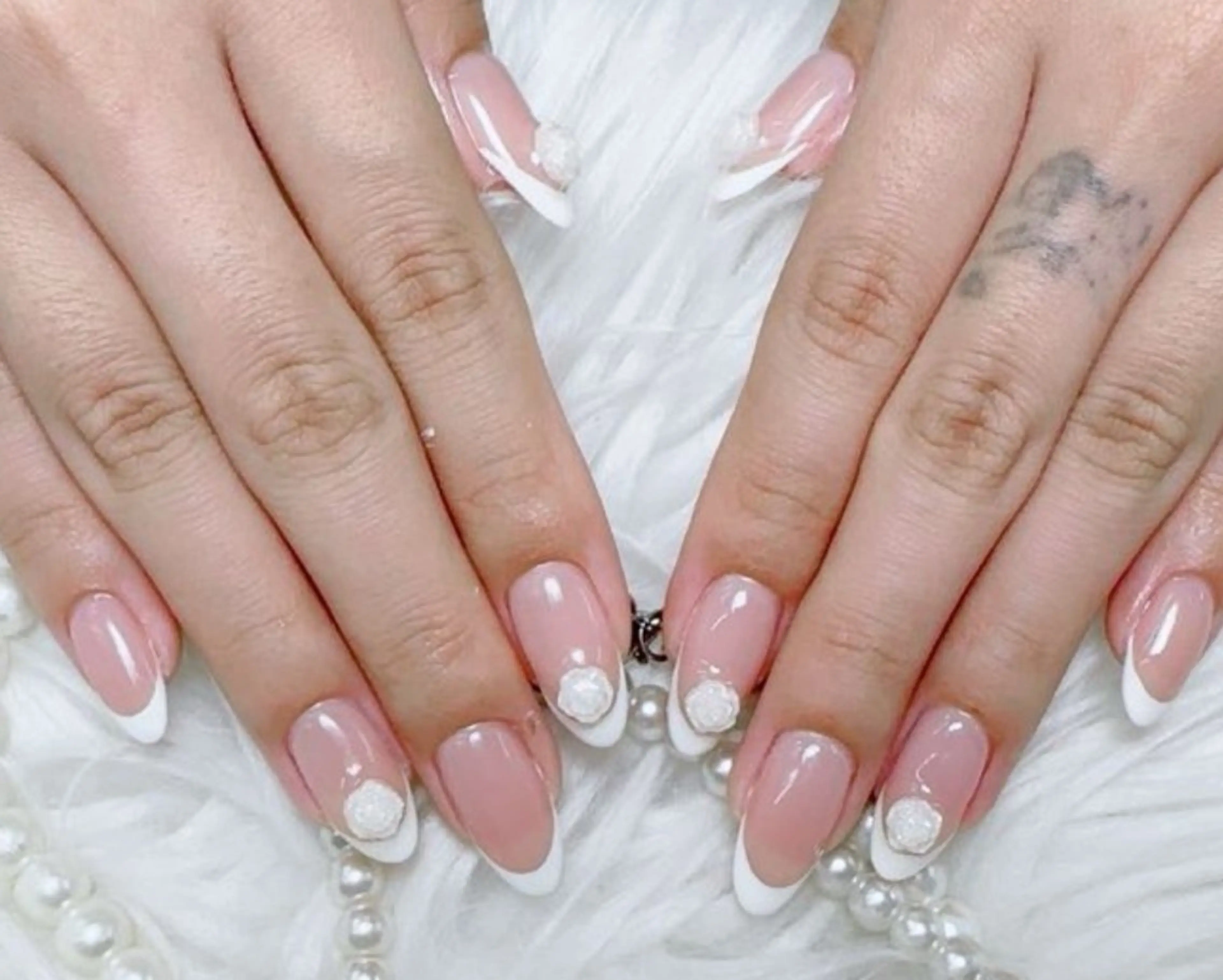 ネイル 成人式 韓国ネイル オフィスネイル cat‘s nail🐈‍⬛のネイルデザイン