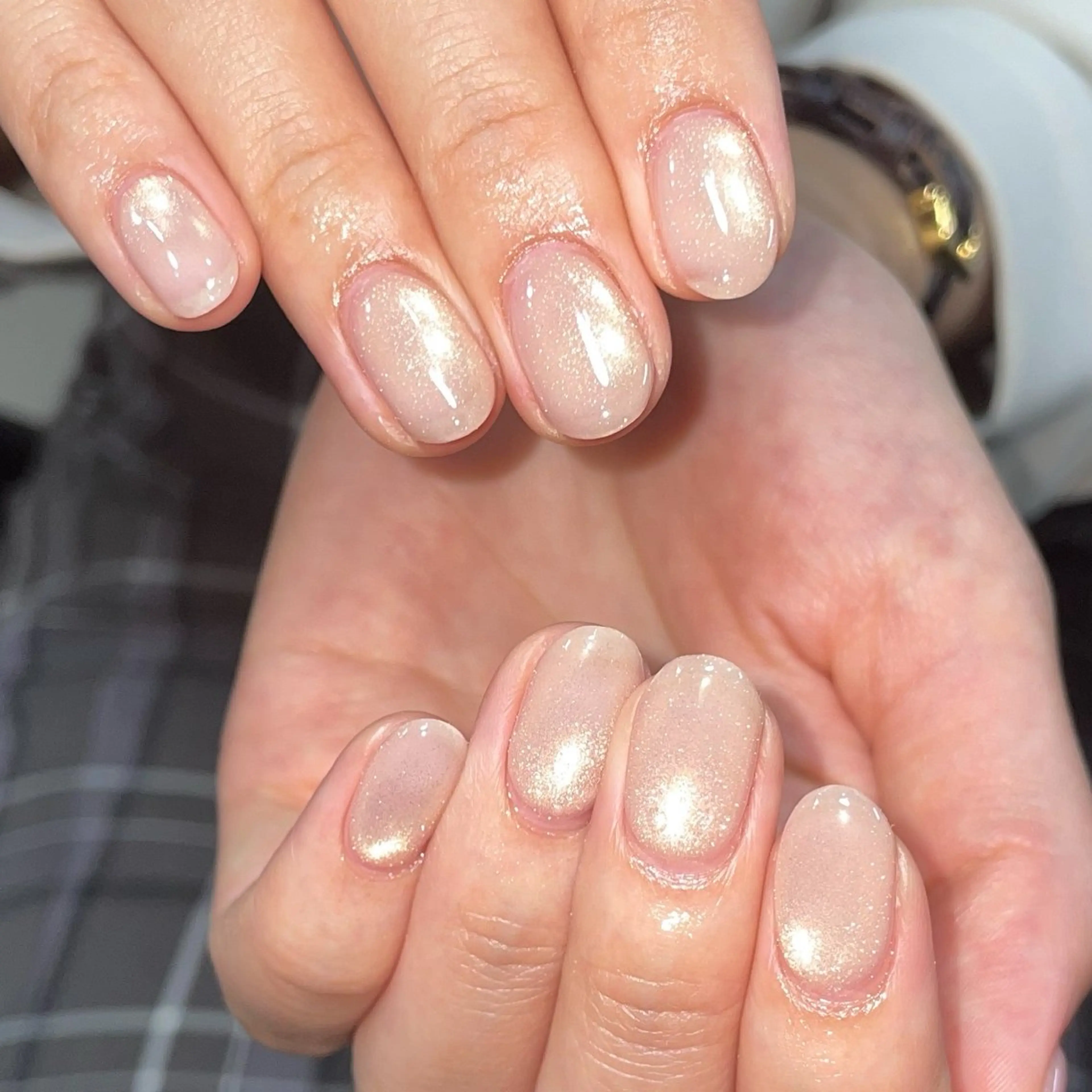 ネイル ゴールド 氷ネイル・うるうるネイル マグネットネイル オフィスネイル ピンク ハンドネイル ハンドケア 🎀NAIL🎀 AI🪄︎︎◝✩のネイルデザイン