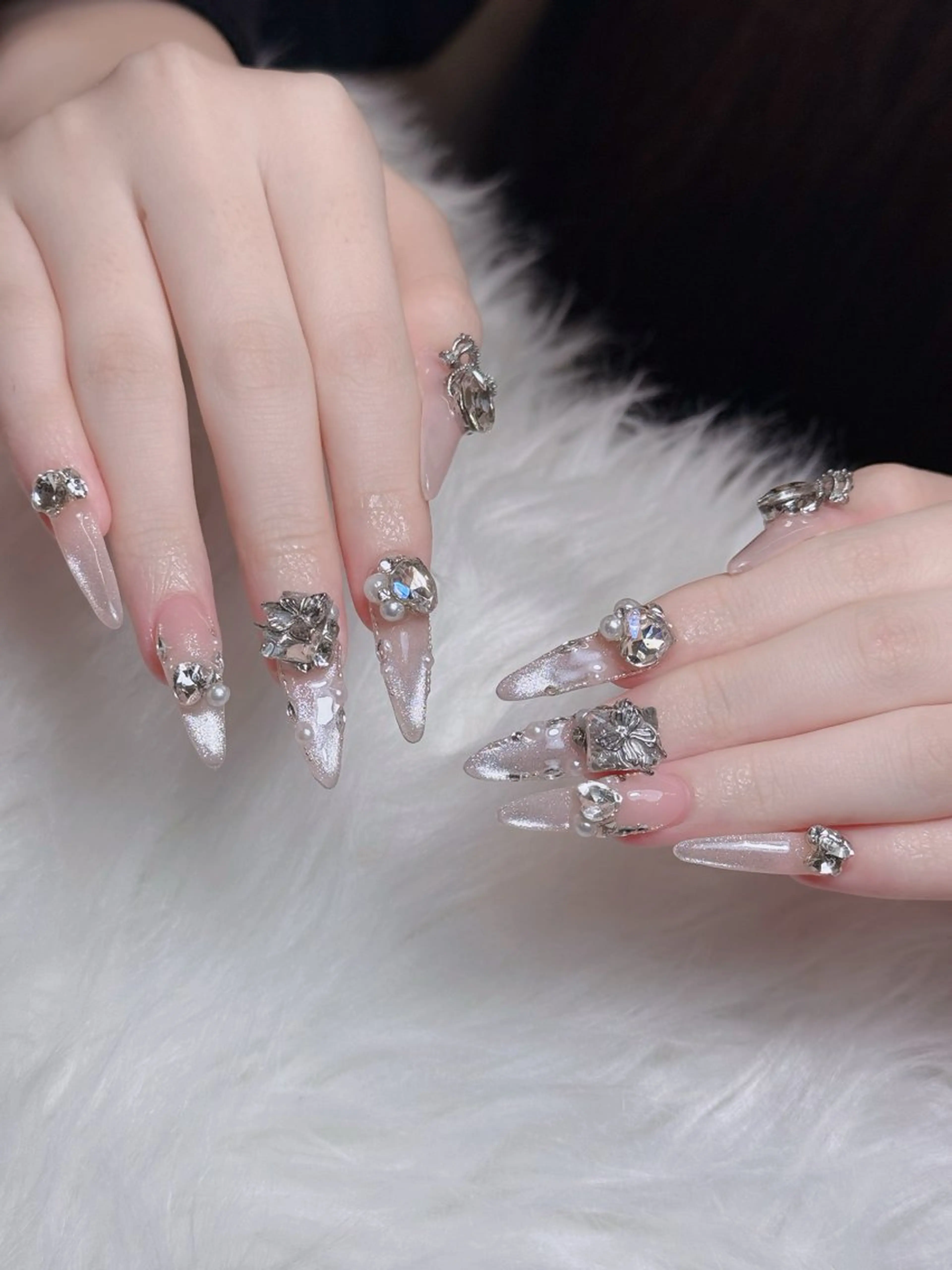 ネイル オーロラネイル チークネイル フットネイル フレンチネイル 韓国ネイル ハンドネイル Lumi Nailのネイルデザイン