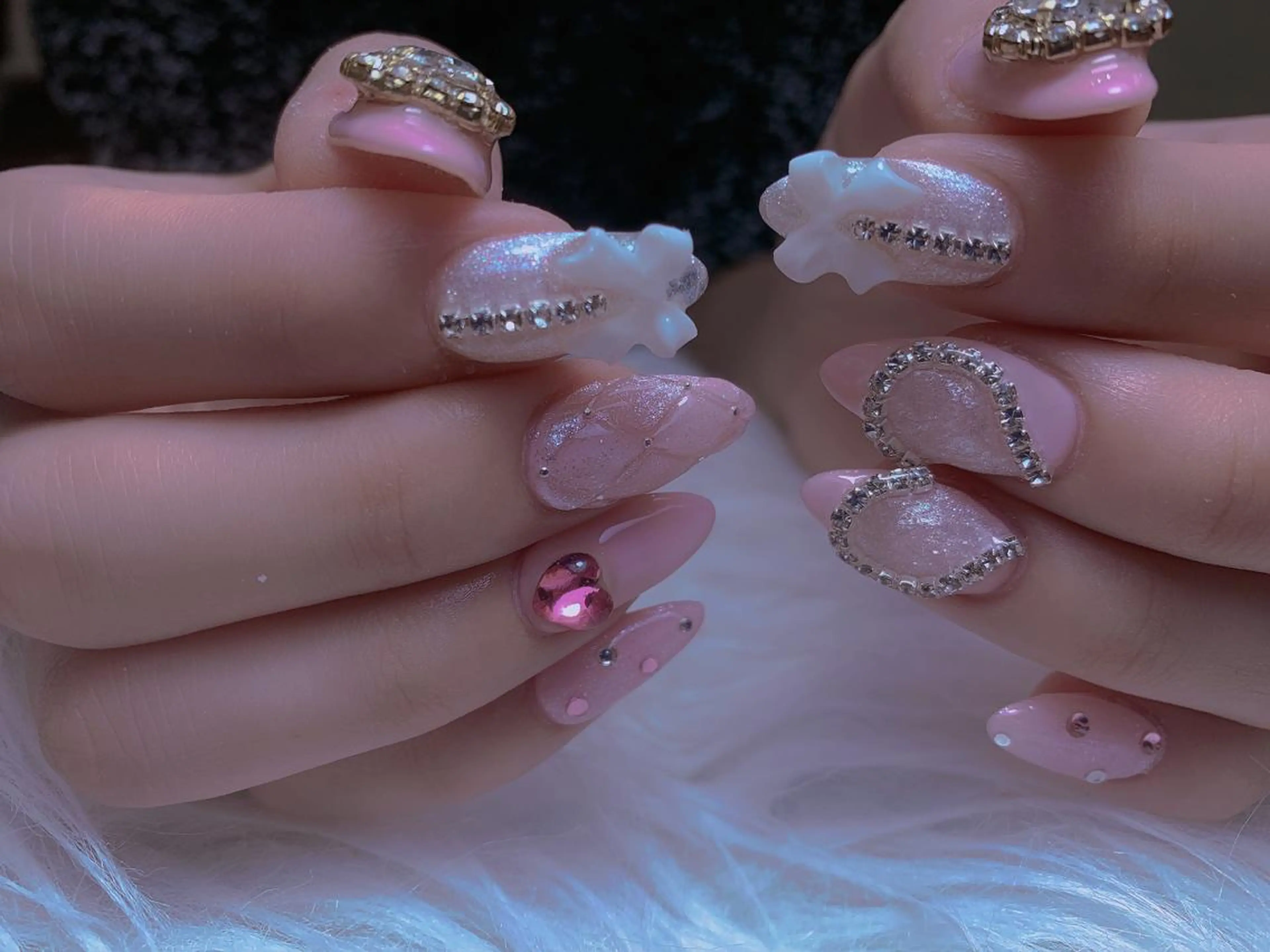 ネイル クリアネイル フラッシュネイル フラワーネイル グラデーション キラキラネイル ハンドネイル NailPrincess所属・princess スカルプ専門店のネイルデザイン