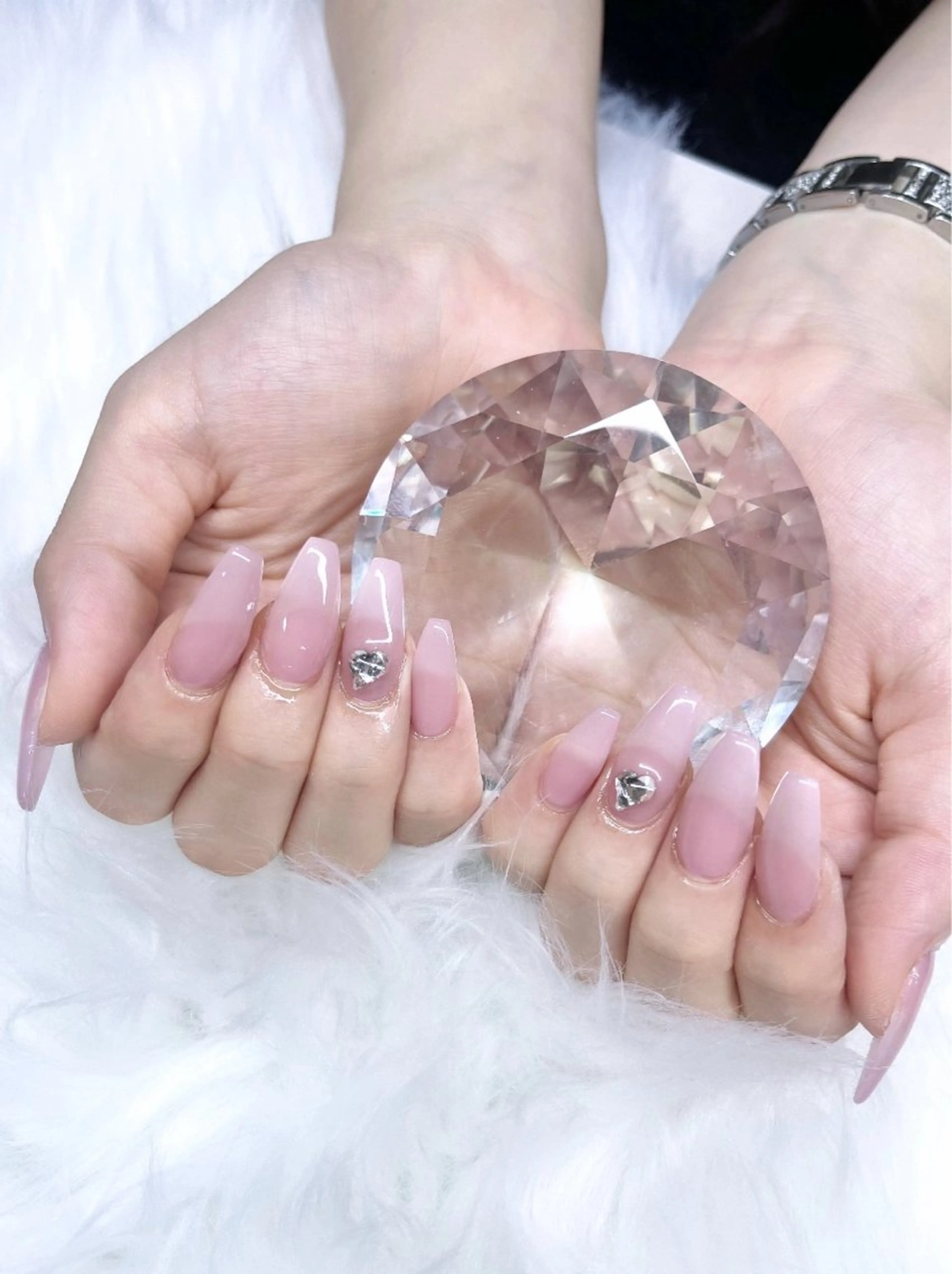 ネイル ハンドネイル fein 🎀 ayu♡⟡.·のネイルデザイン