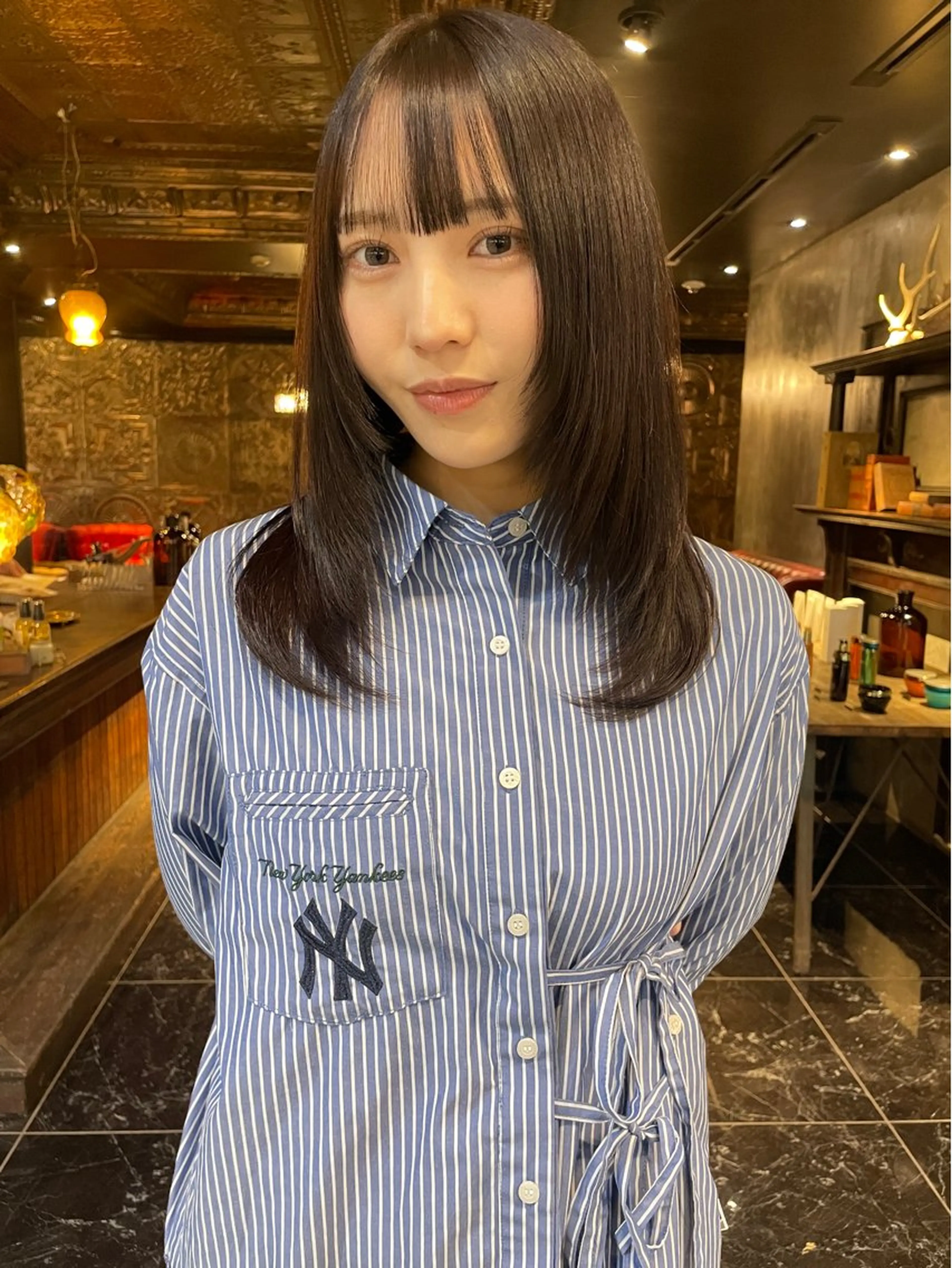 ミディアム カラー カット ヘアカラー トリートメント レイヤー/ 透明感カラー/マドカのヘアスタイル
