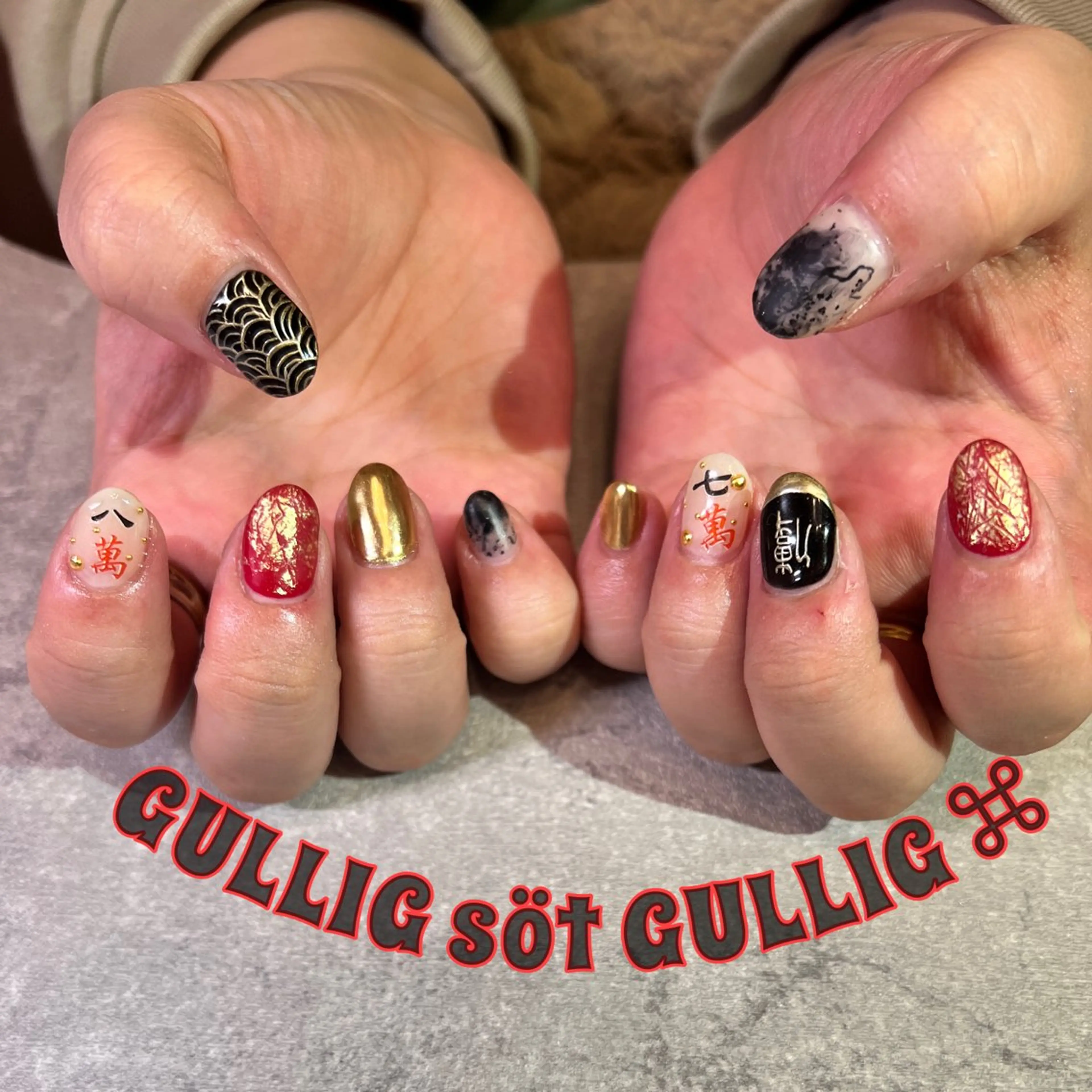 ネイル GULLIG söt GULLIGのネイルデザイン