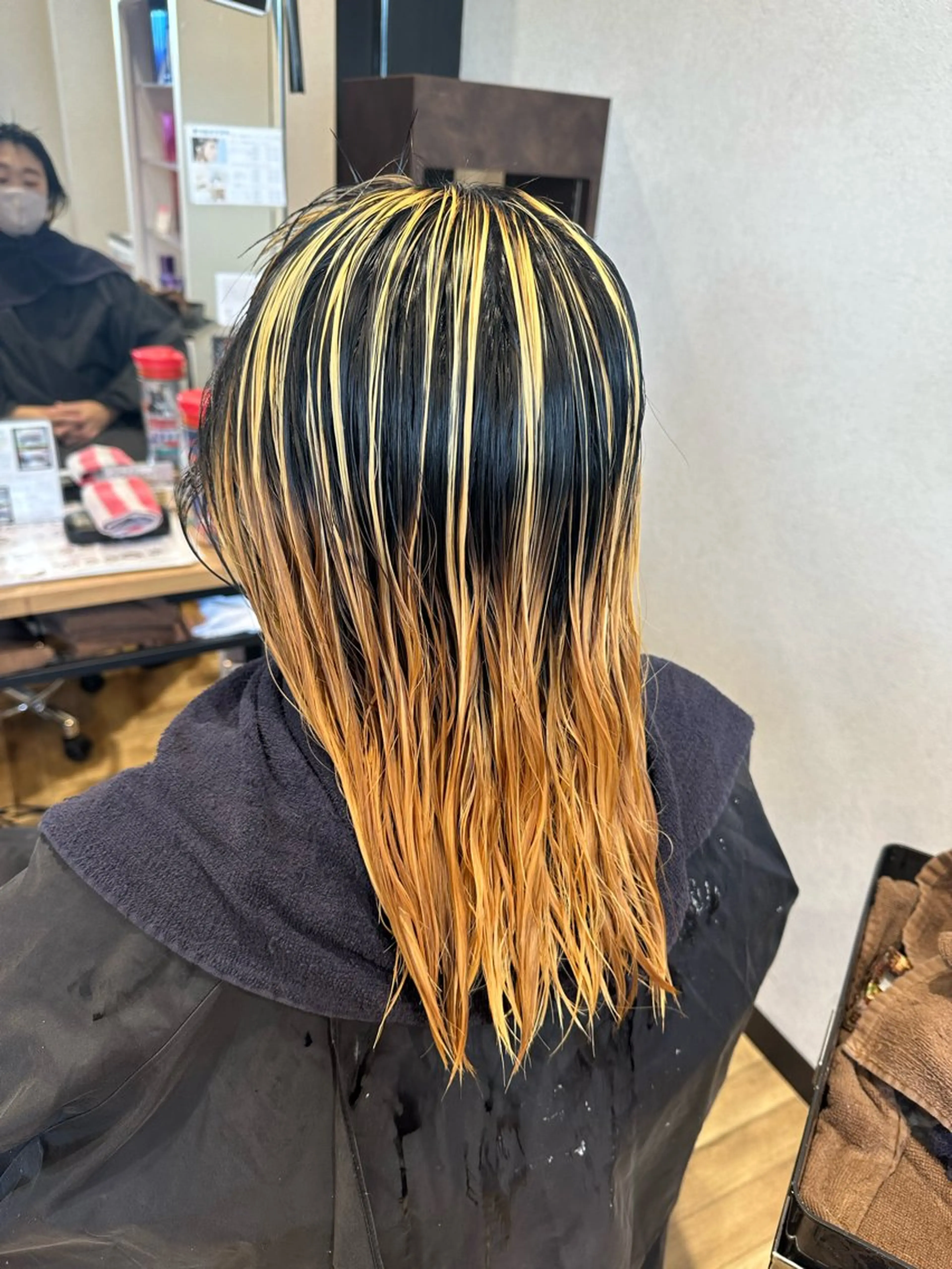 ロング レイヤーカット カット ヘアカラー レイビューティー豊田 丸山店アシスタントのヘアスタイル