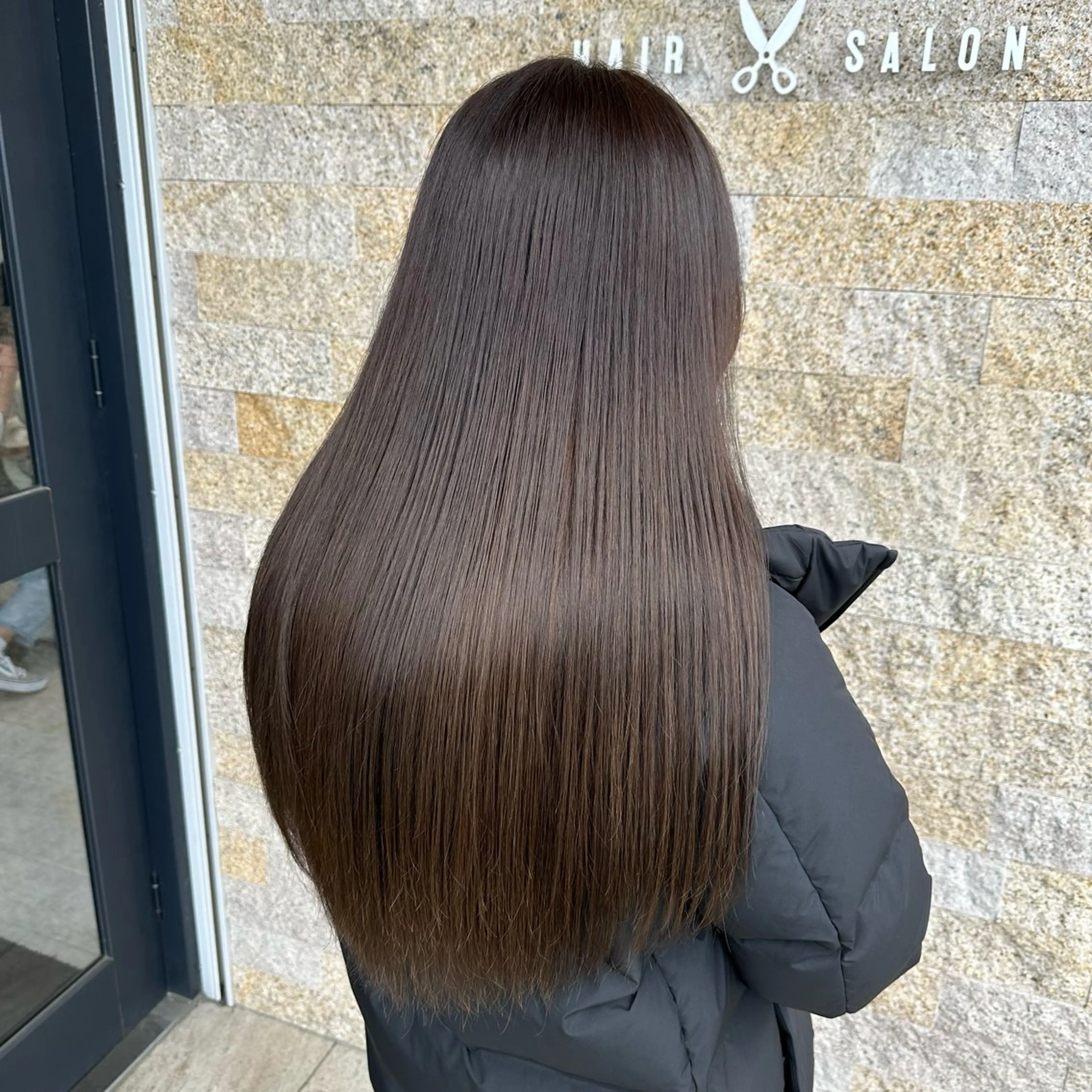 ロング 酸性ストレート recipe　黒木 彩那のヘアスタイル