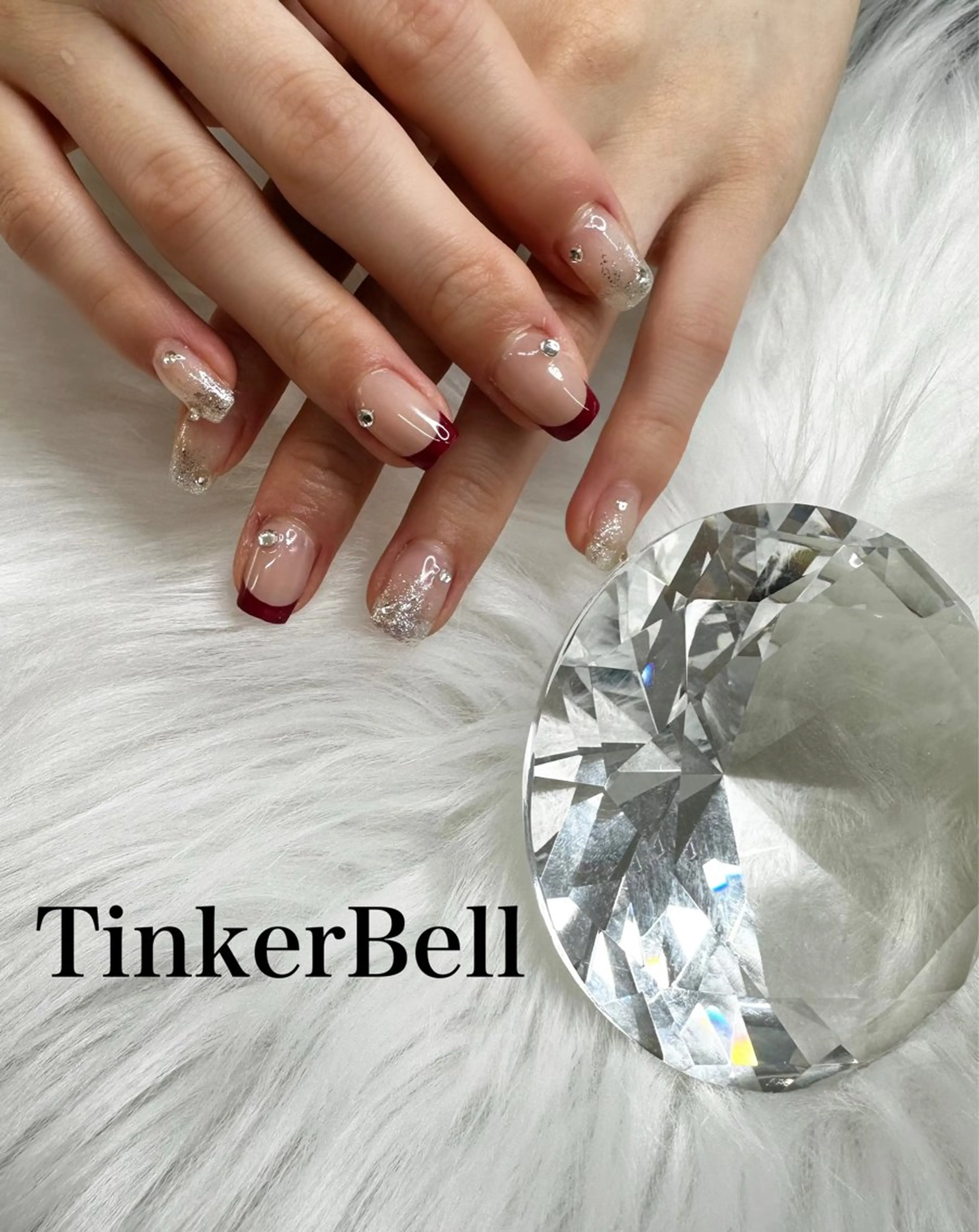 ネイル ボルドー フレンチネイル キラキラネイル ハンドネイル Tinker Bellのネイルデザイン