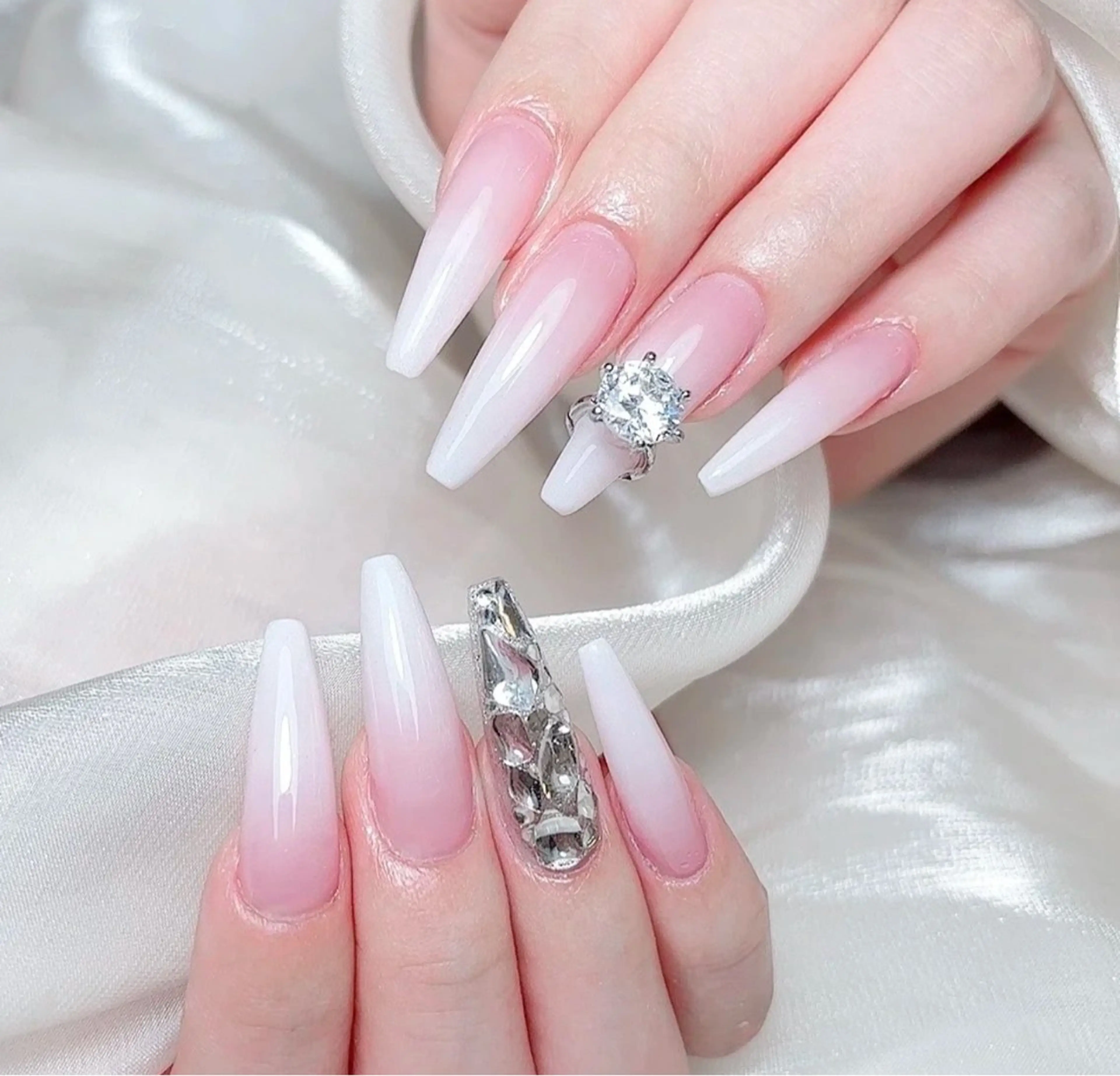 ネイル ハンドネイル D-BEAUTY Nailsalonのネイルデザイン