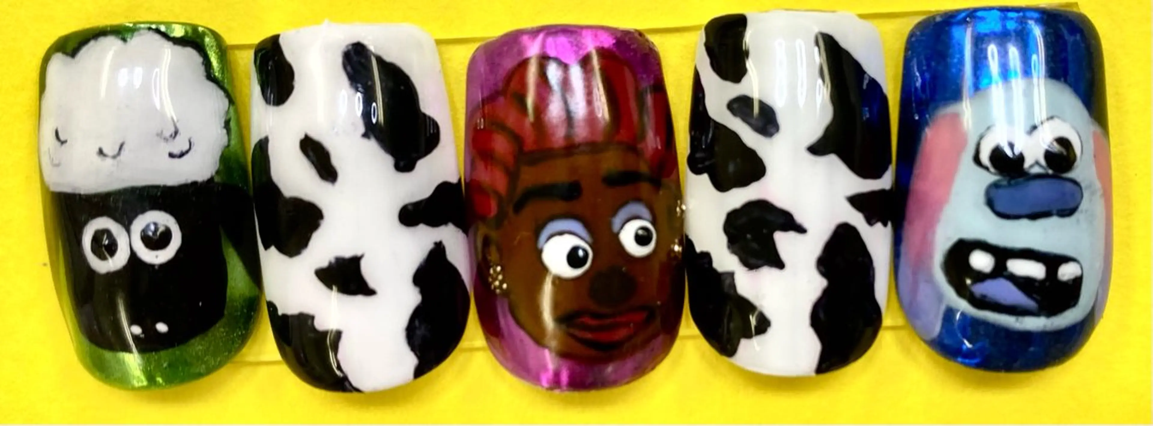 ネイル アートネイル MAXKELLY AIのネイルデザイン