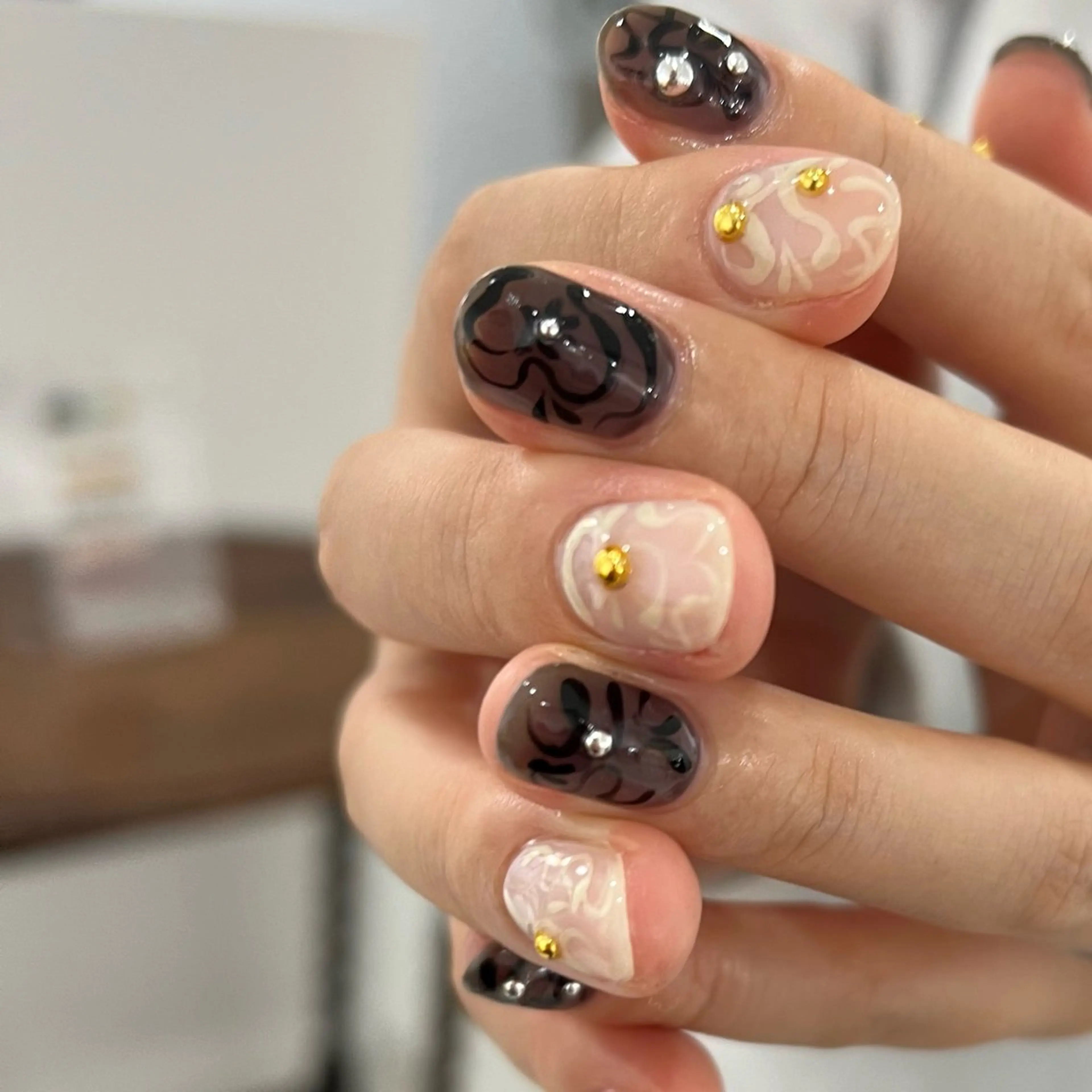 ネイル ハンドネイル nue nail salon 代々木店所属・yokozawa sakiのネイルデザイン