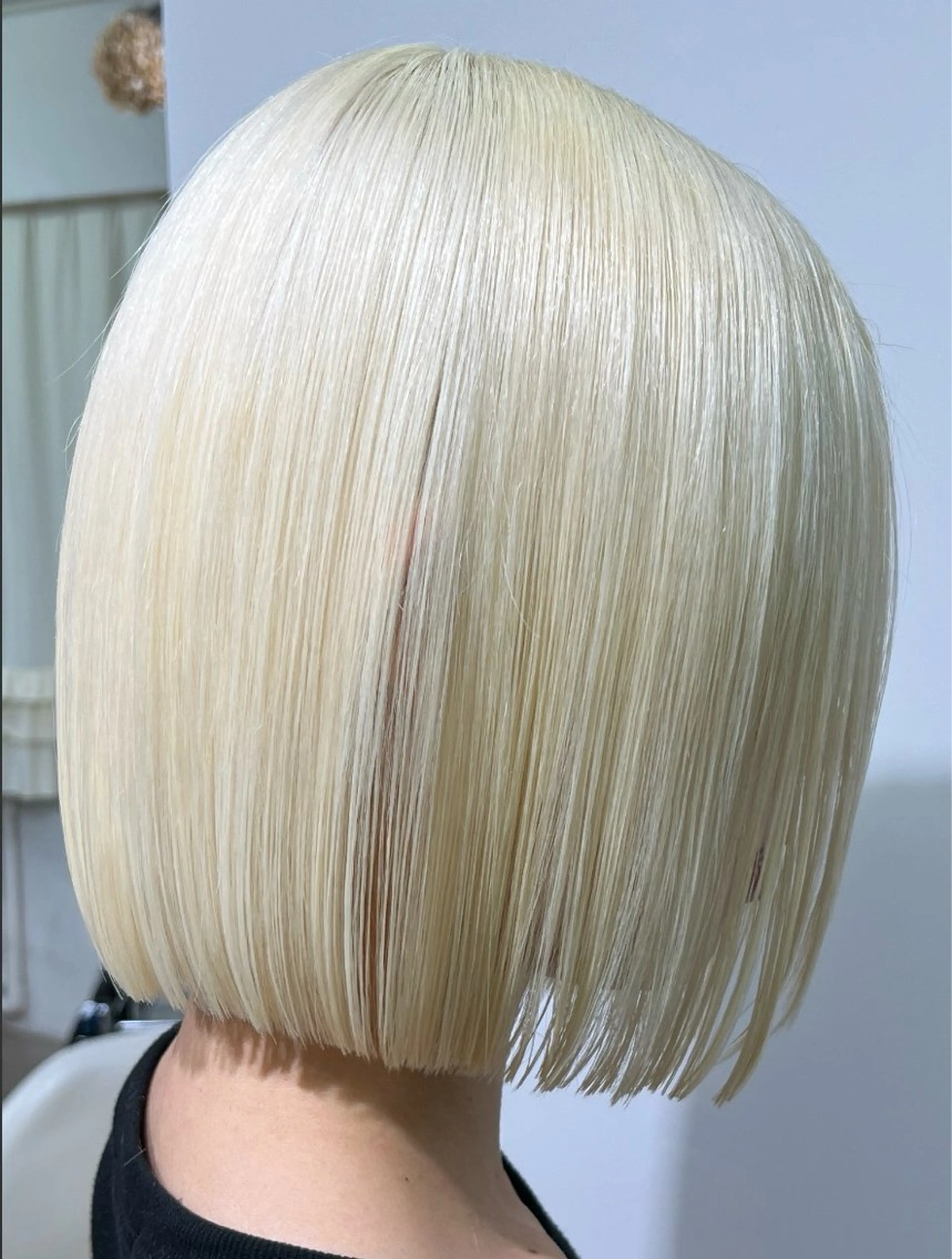 【金髪限定】ハイトーンペーパーリタッチ+髪質改善トリートメントの写真