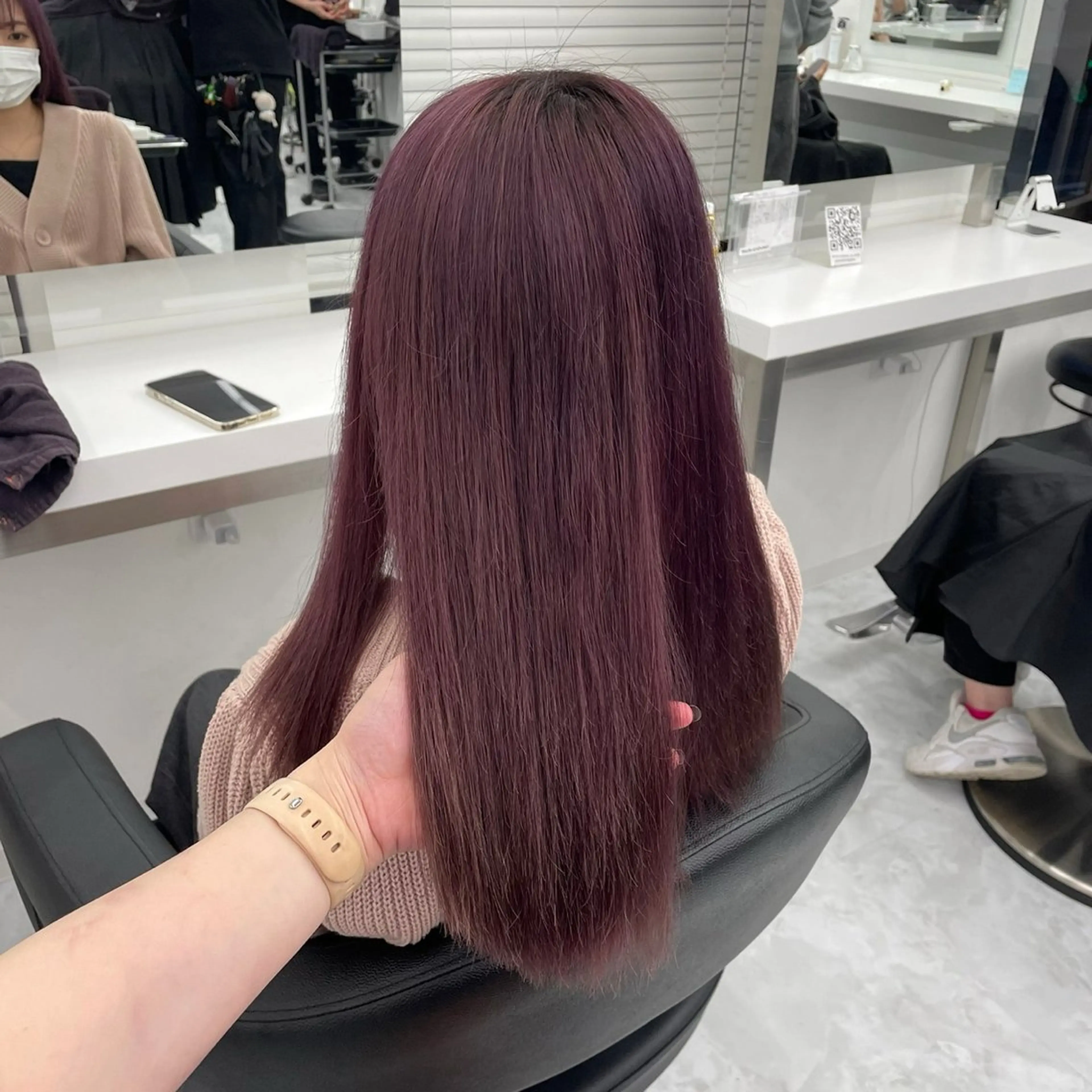 セミロング ヘアカラー yuria 🌙のヘアスタイル