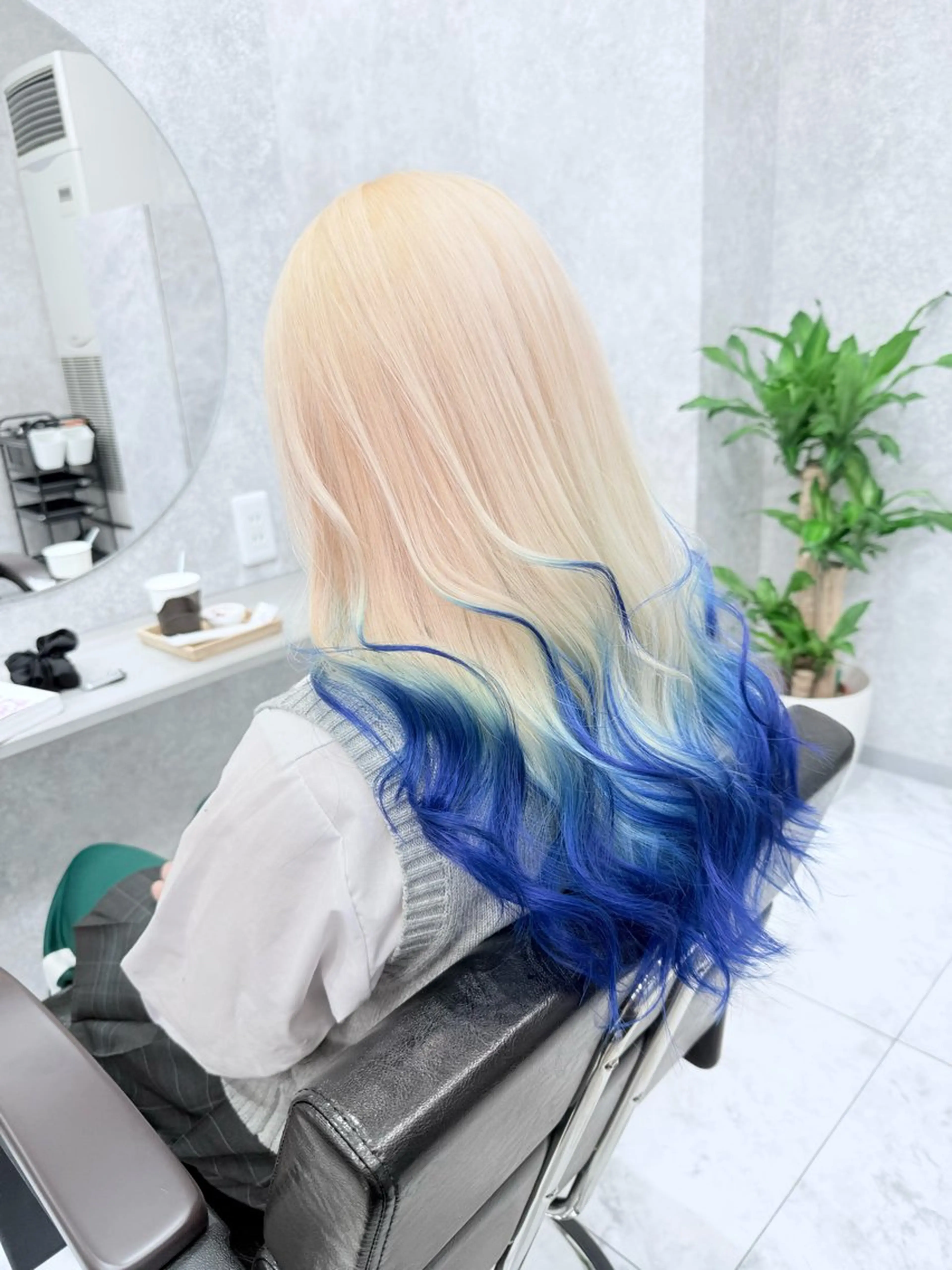 ロング カラー ブリーチ ケアブリーチ デザインカラー ダブルカラー ハイトーンカラー ヘアカラー 🌈派手髪ハイトーン 🌈鈴木亮太🌈のヘアスタイル