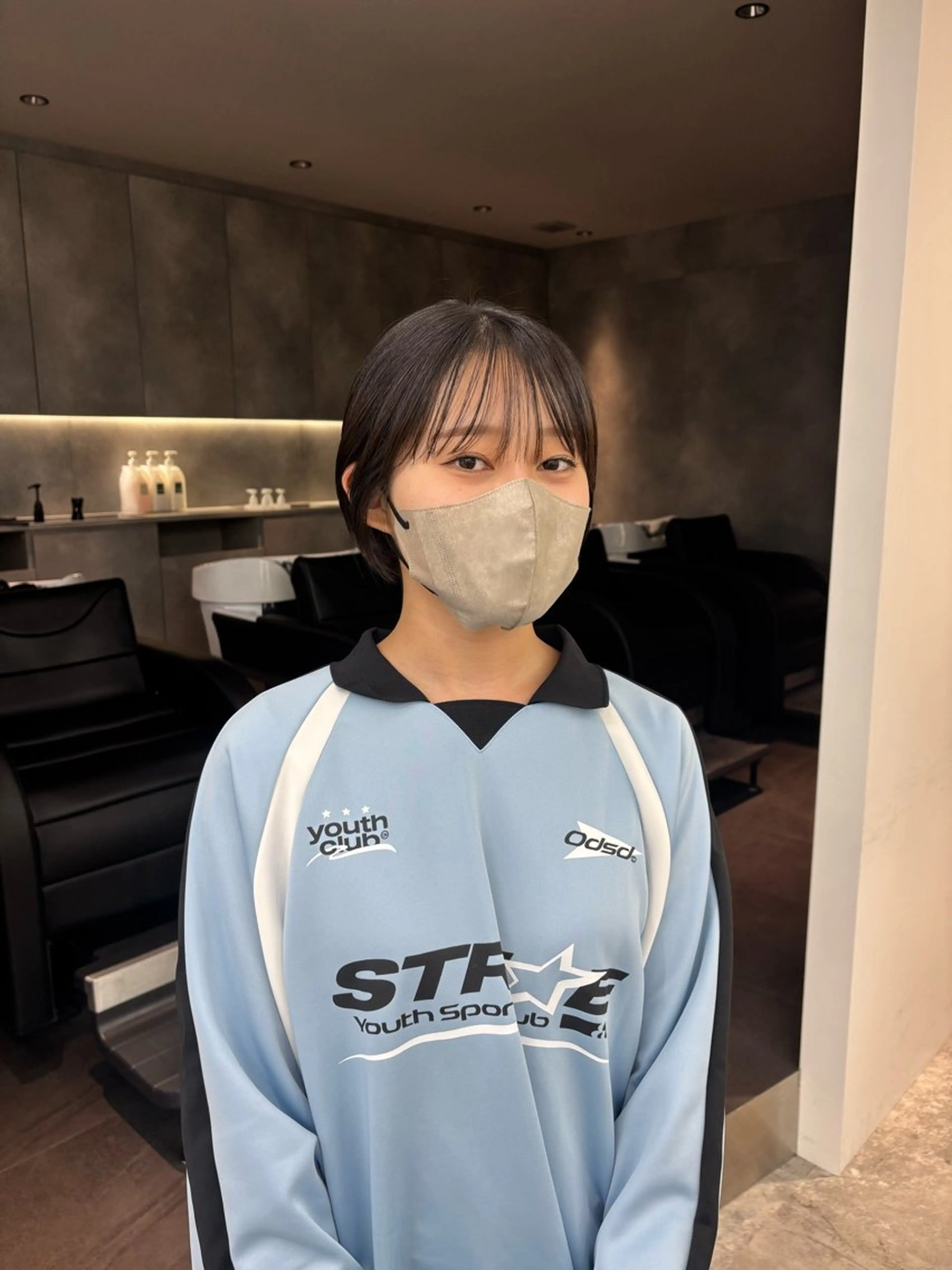 ショート カラー fifth 庄子愛彩のヘアスタイル