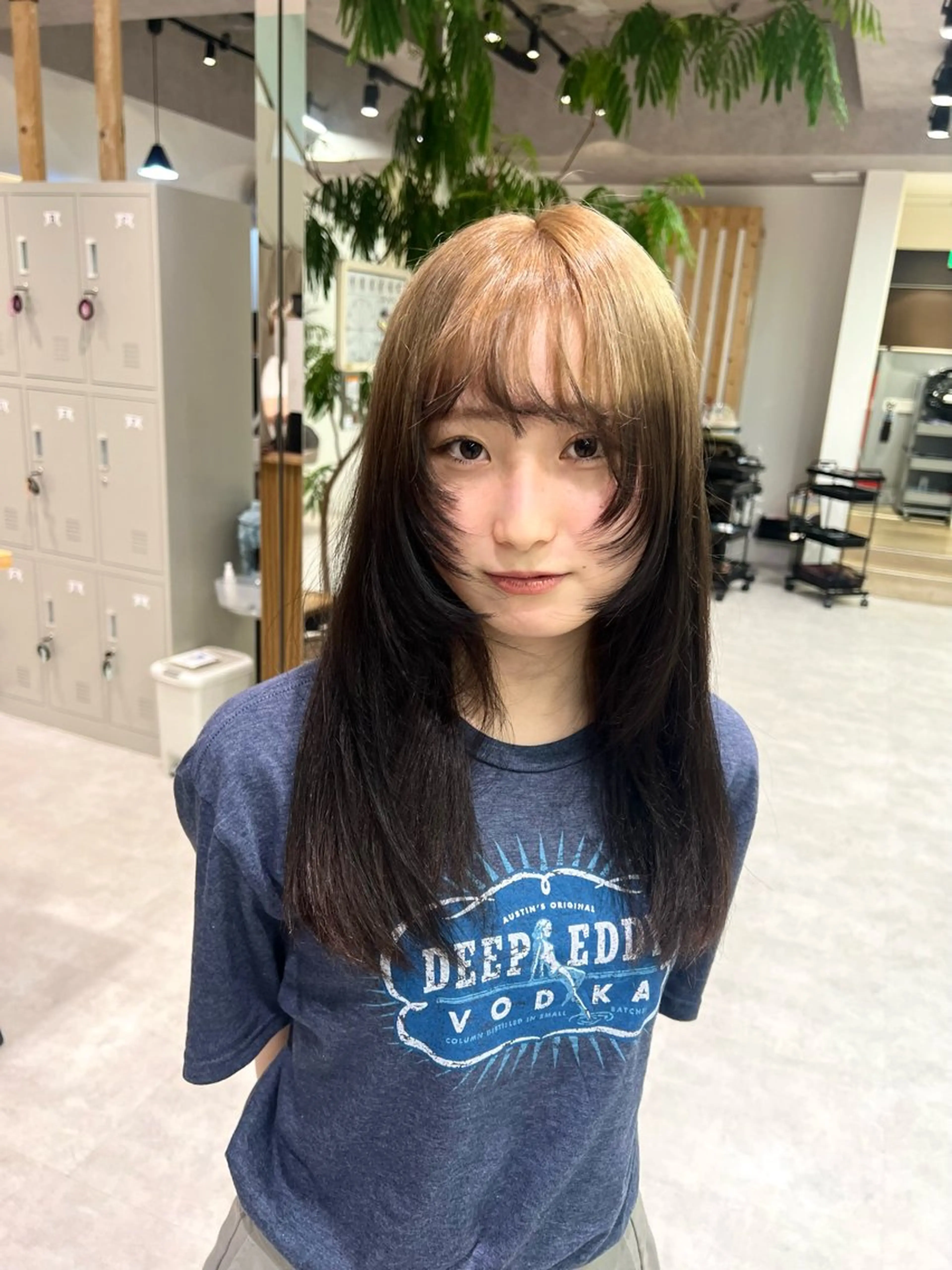 ロング カラー ヘアカラー トリートメント ダブルカラーブリーチ 髪質改善　縮毛矯正のヘアスタイル