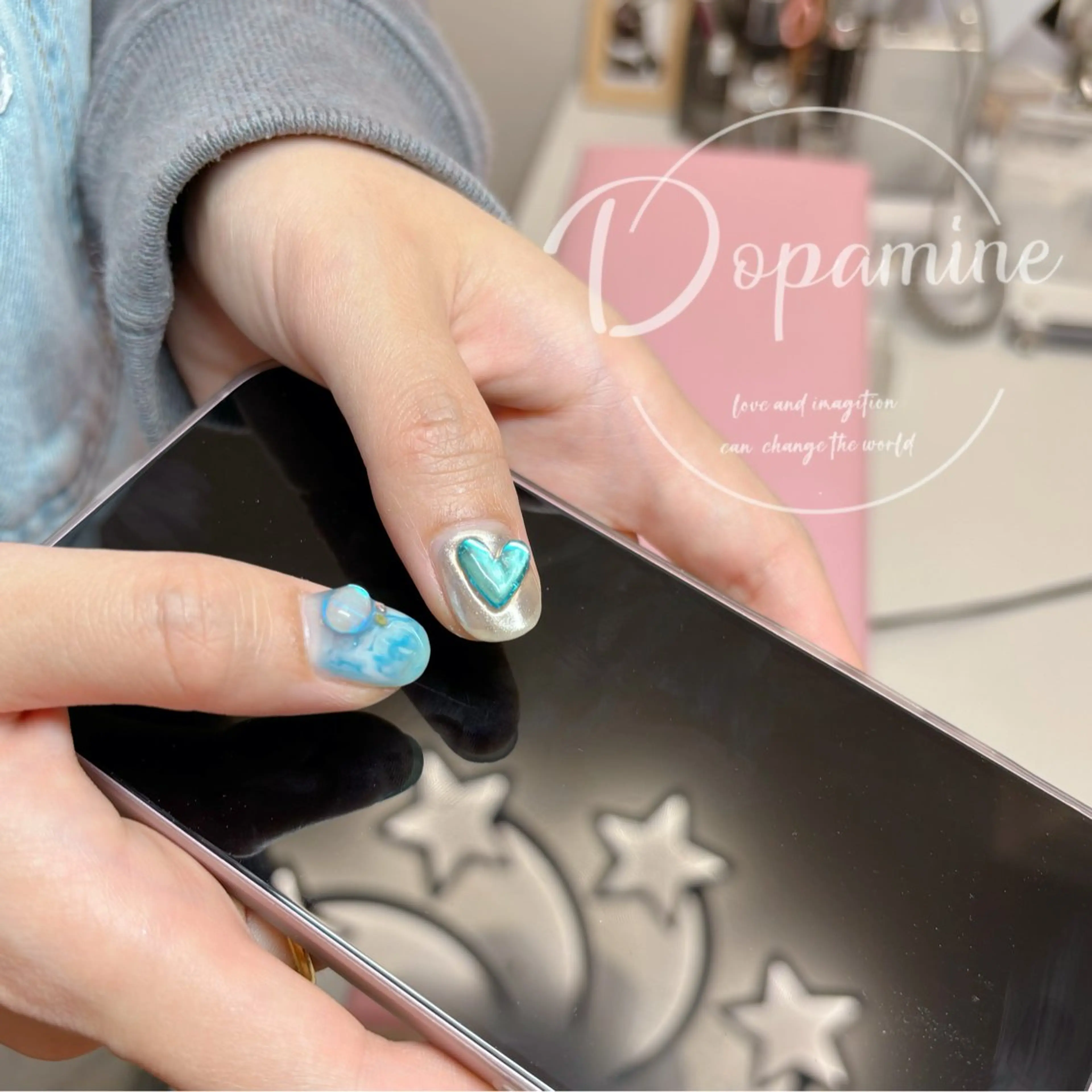 ネイル Dopamine nail 新人のネイルデザイン