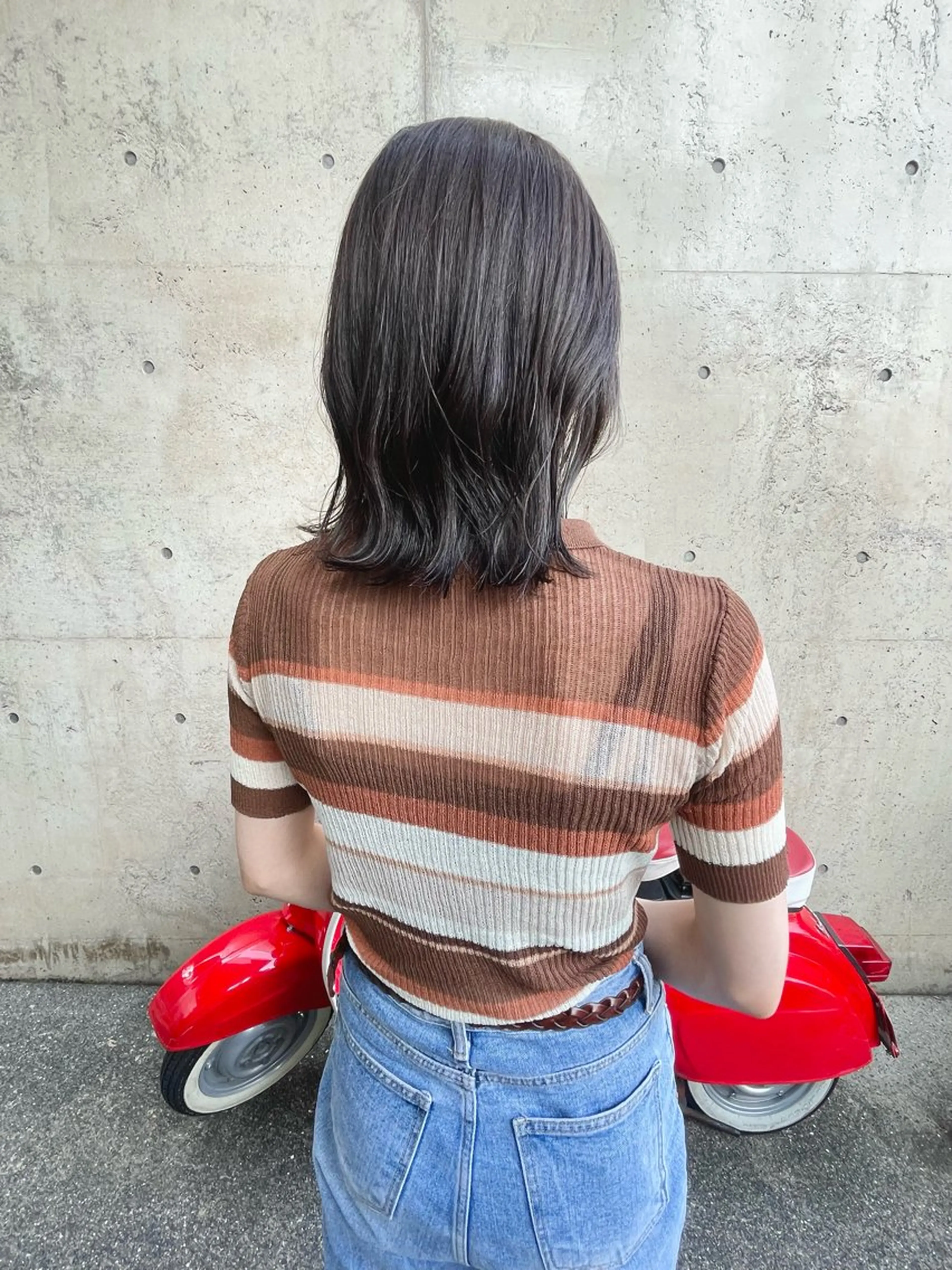 ミディアム カラー グレージュ オリーブグレージュ オリーブグレー カット ヘアカラー トリートメント hair  design  ALBERO所属・日高 香織のヘアスタイル