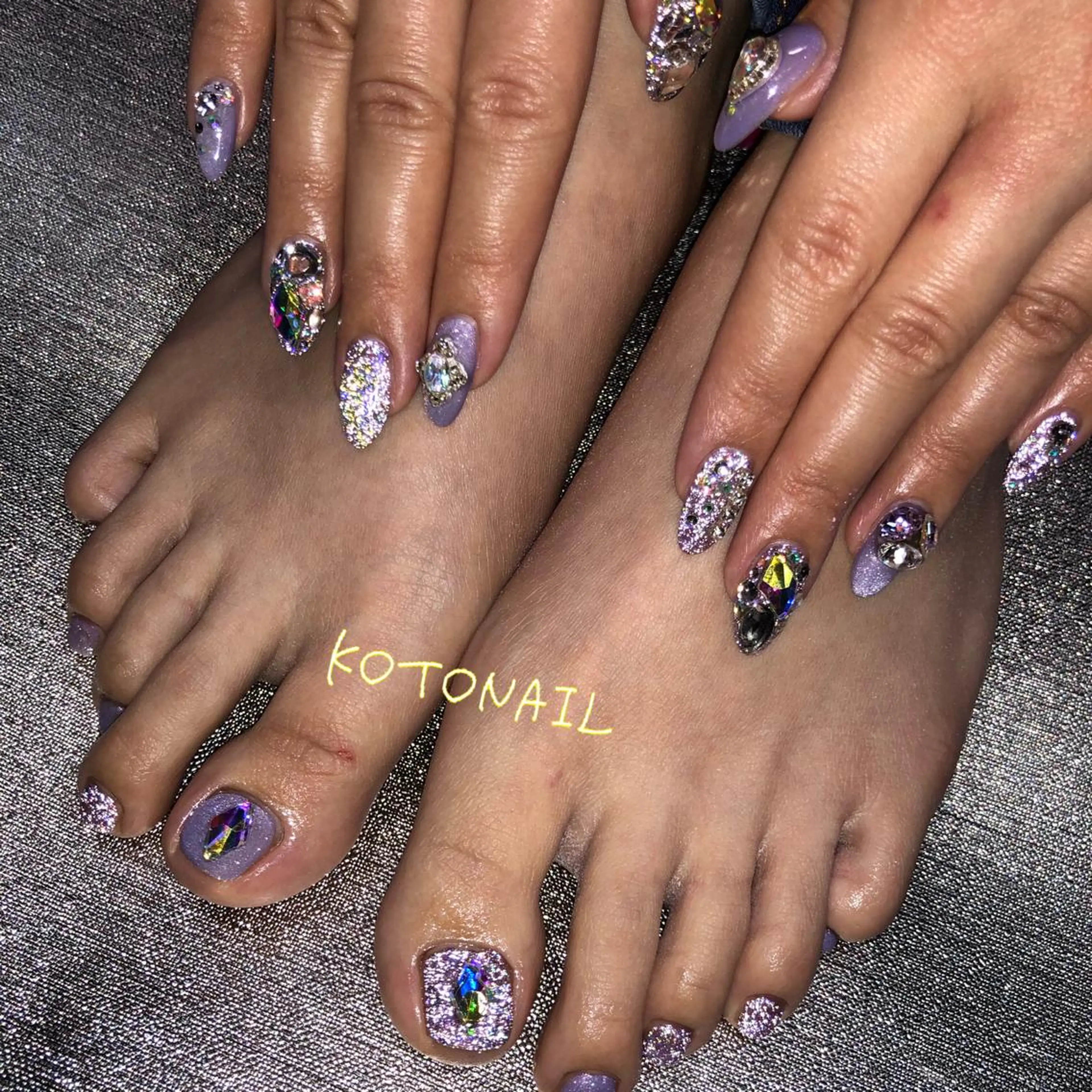 ネイル アートネイル フラッシュネイル フットネイル マグネットネイル ミラーネイル ハンドネイル koto nailのネイルデザイン