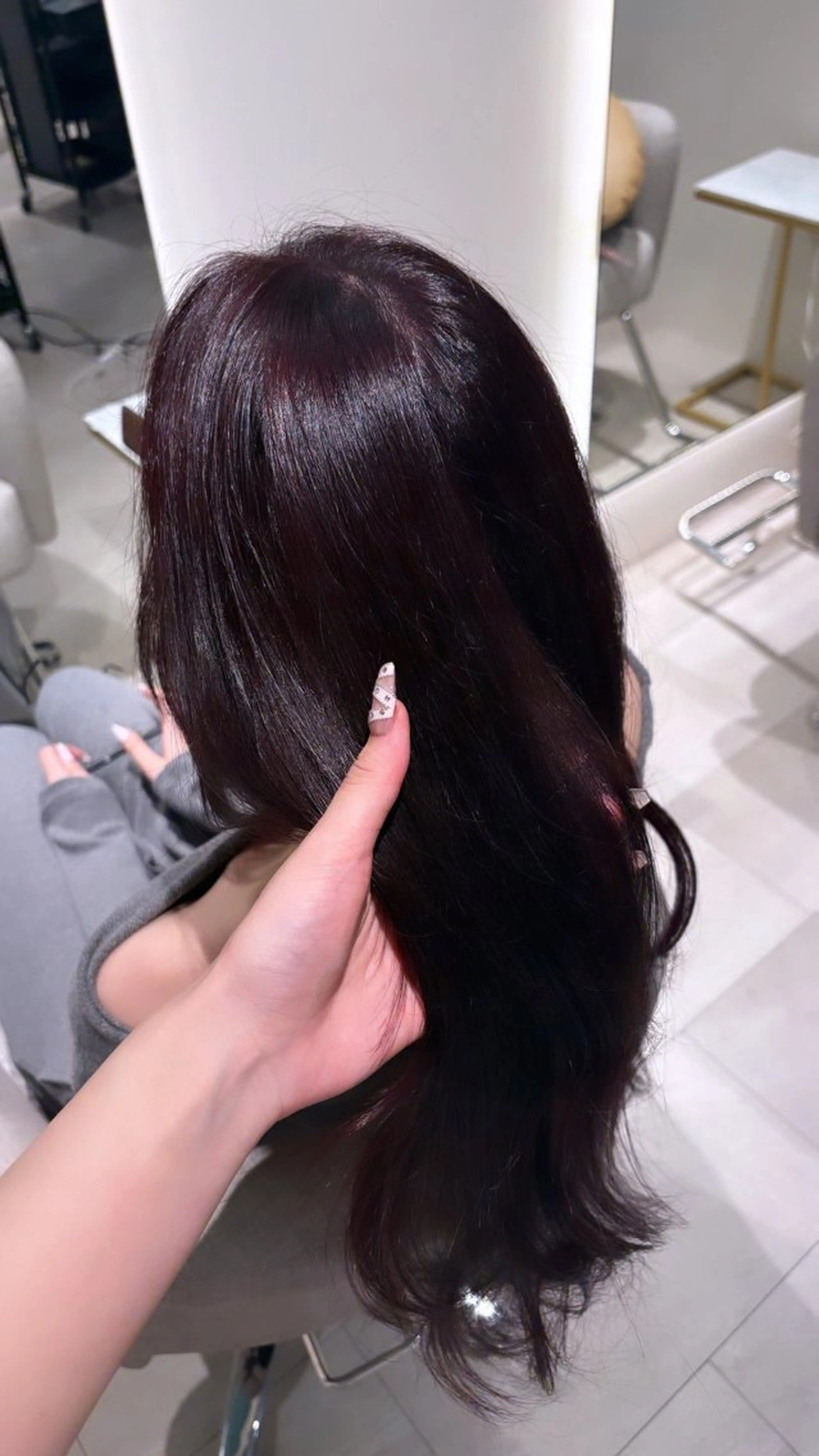 ロング ヘアカラー 銀座🪄momo🪄 カラートリートメントのヘアスタイル