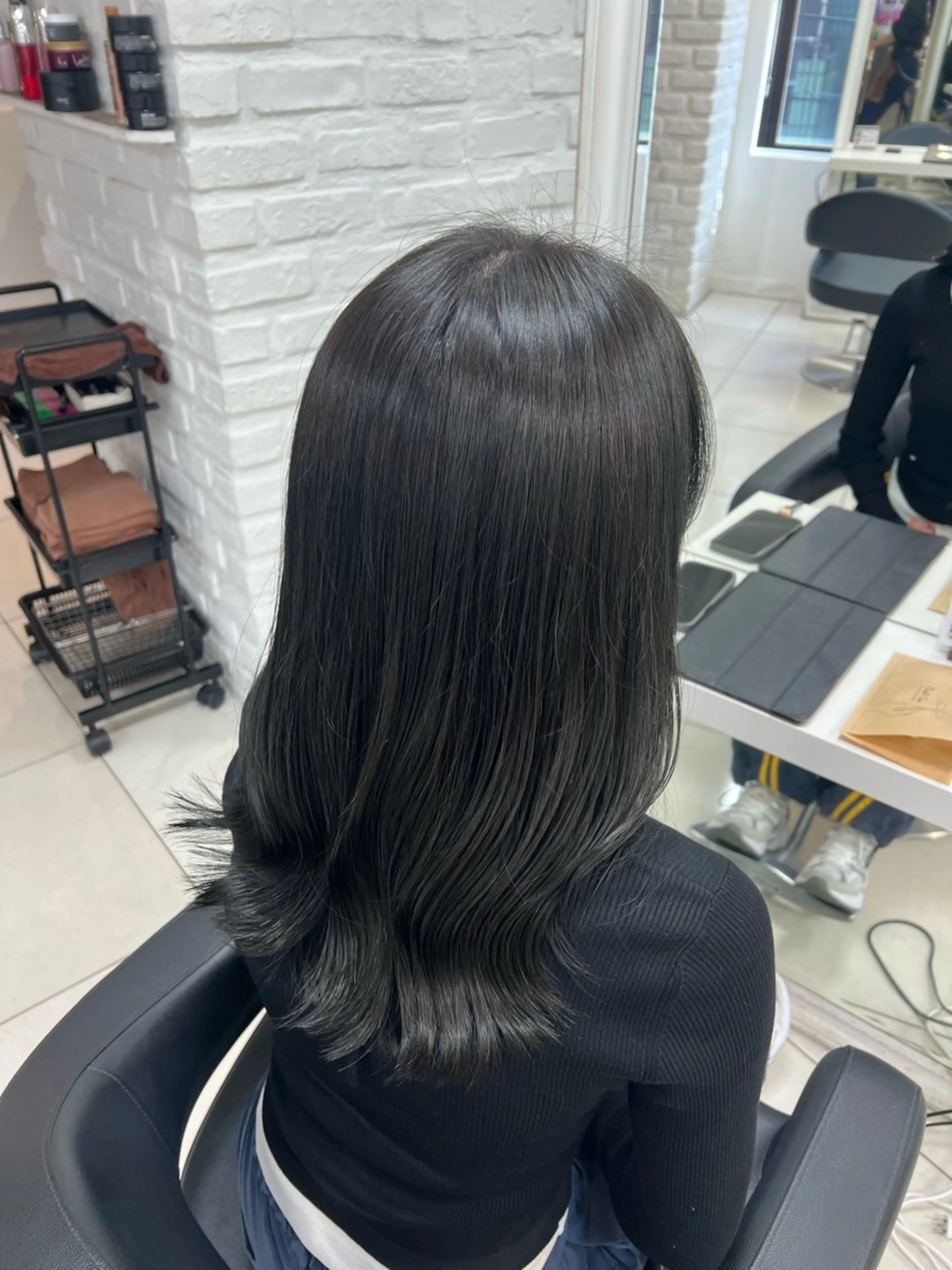 セミロング カラー アッシュ アッシュグレー アッシュグレージュ 透明感カラー グレージュ ヘアカラー トリートメント 【暖色カラー特化】 中山由梨のヘアスタイル