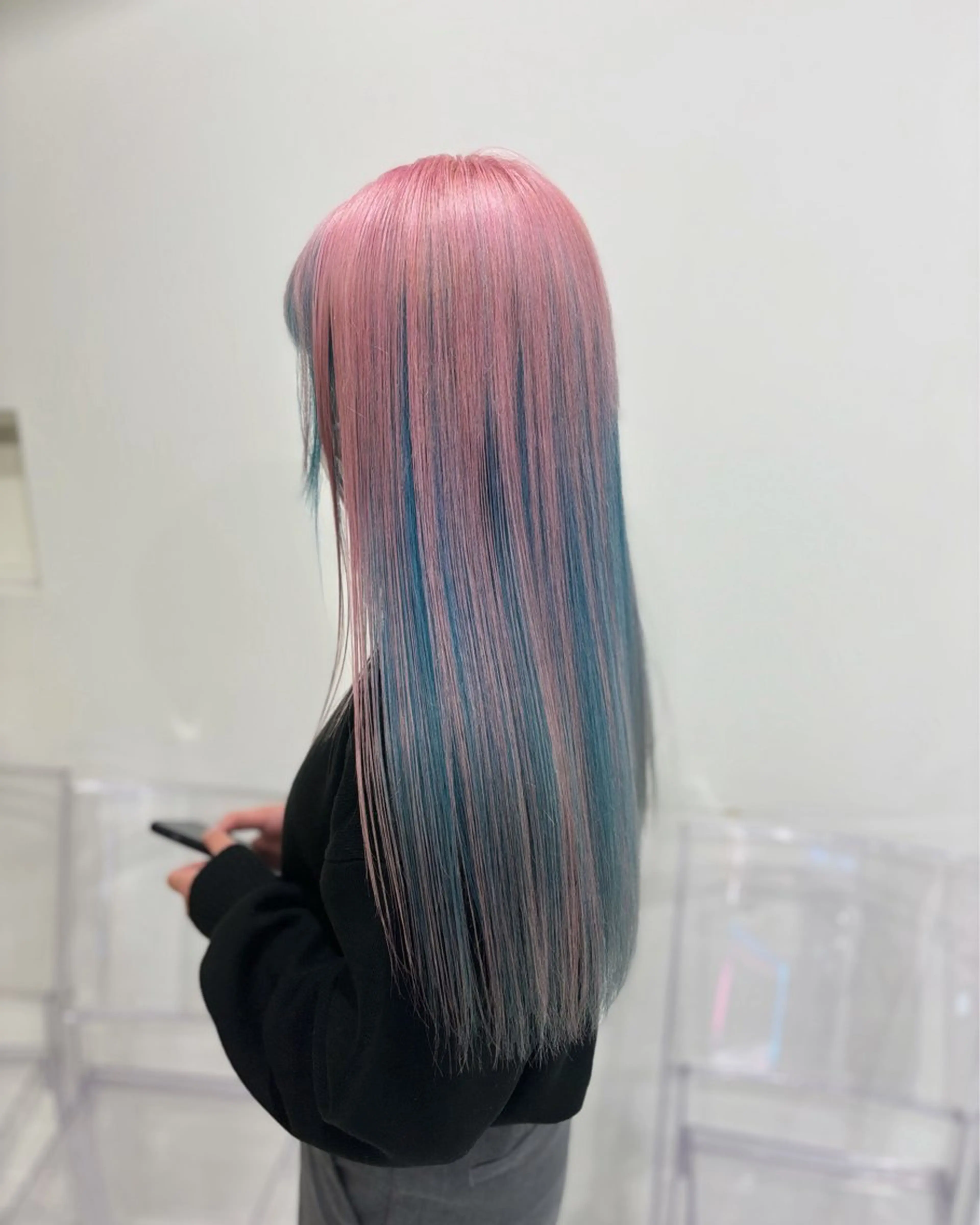 ロング カラー ヘアカラー トリートメント ヘッドスパ ヘアセット 🩵色落ち可愛い 寒色カラー🩵のヘアスタイル