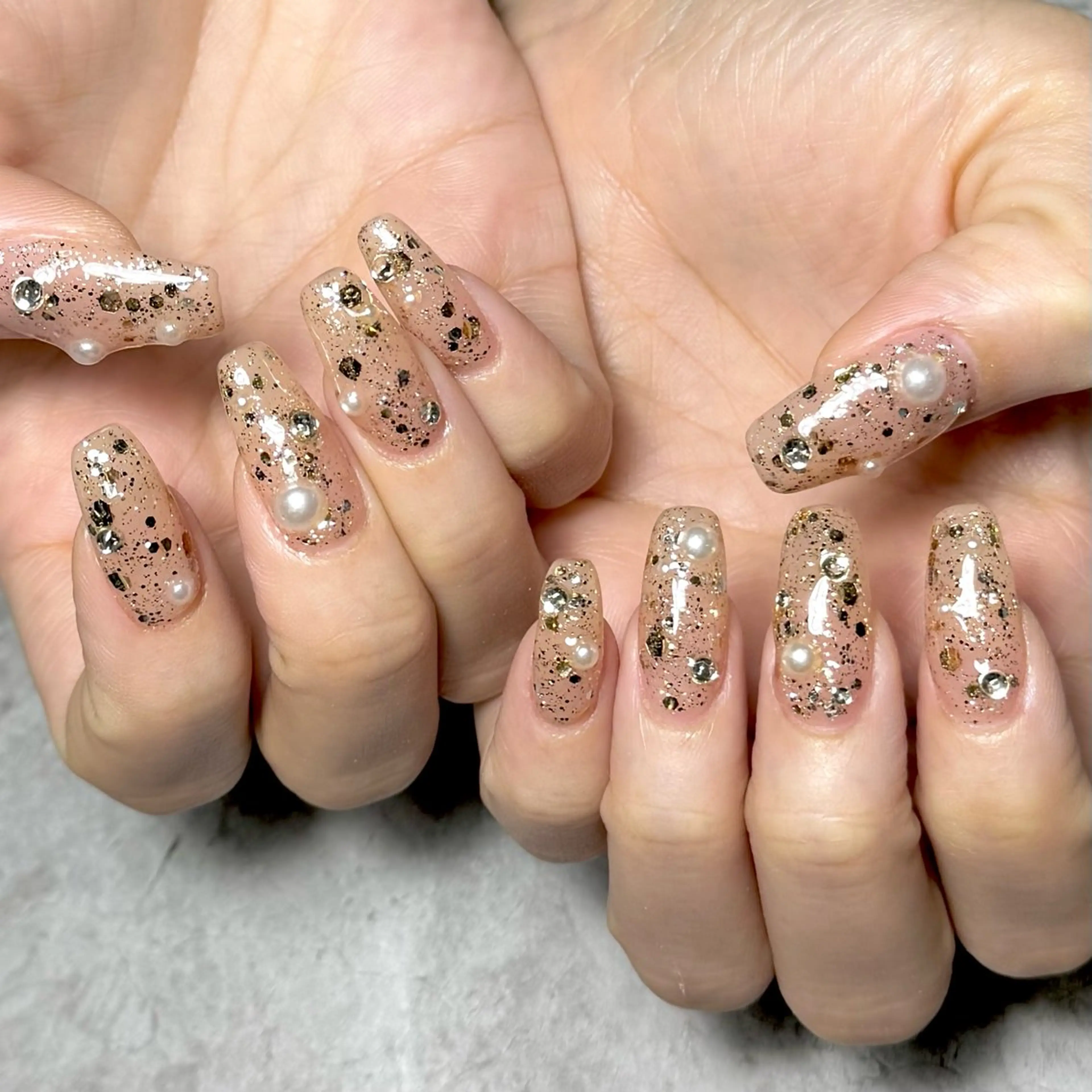 ネイル ゴールド キラキラネイル ラメ(グリッター) ワンカラーネイル ハンドネイル Nail Salon Lillion【リリオン】所属・lillion karenのネイルデザイン