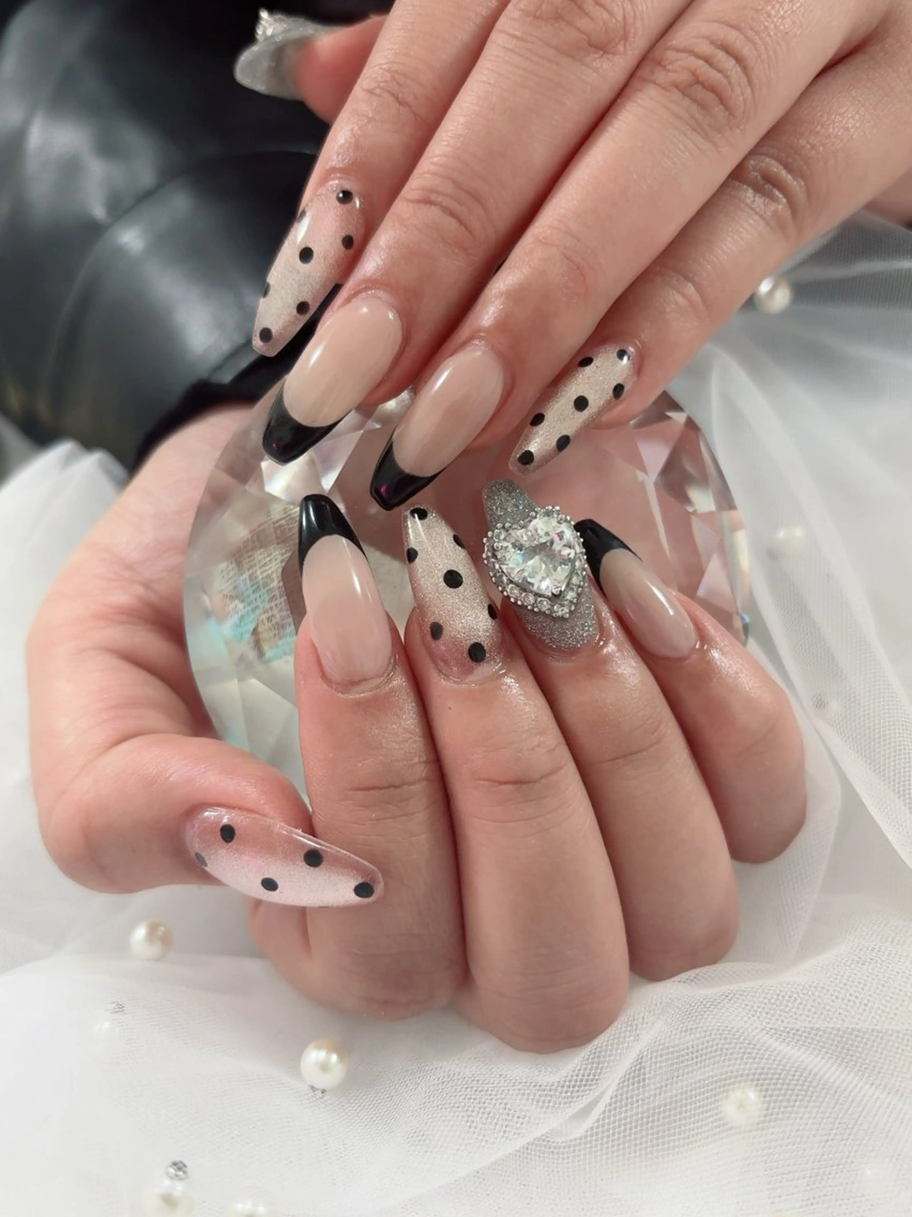 ネイル Nail Studio No.8所属・No8 NAGIのネイルデザイン