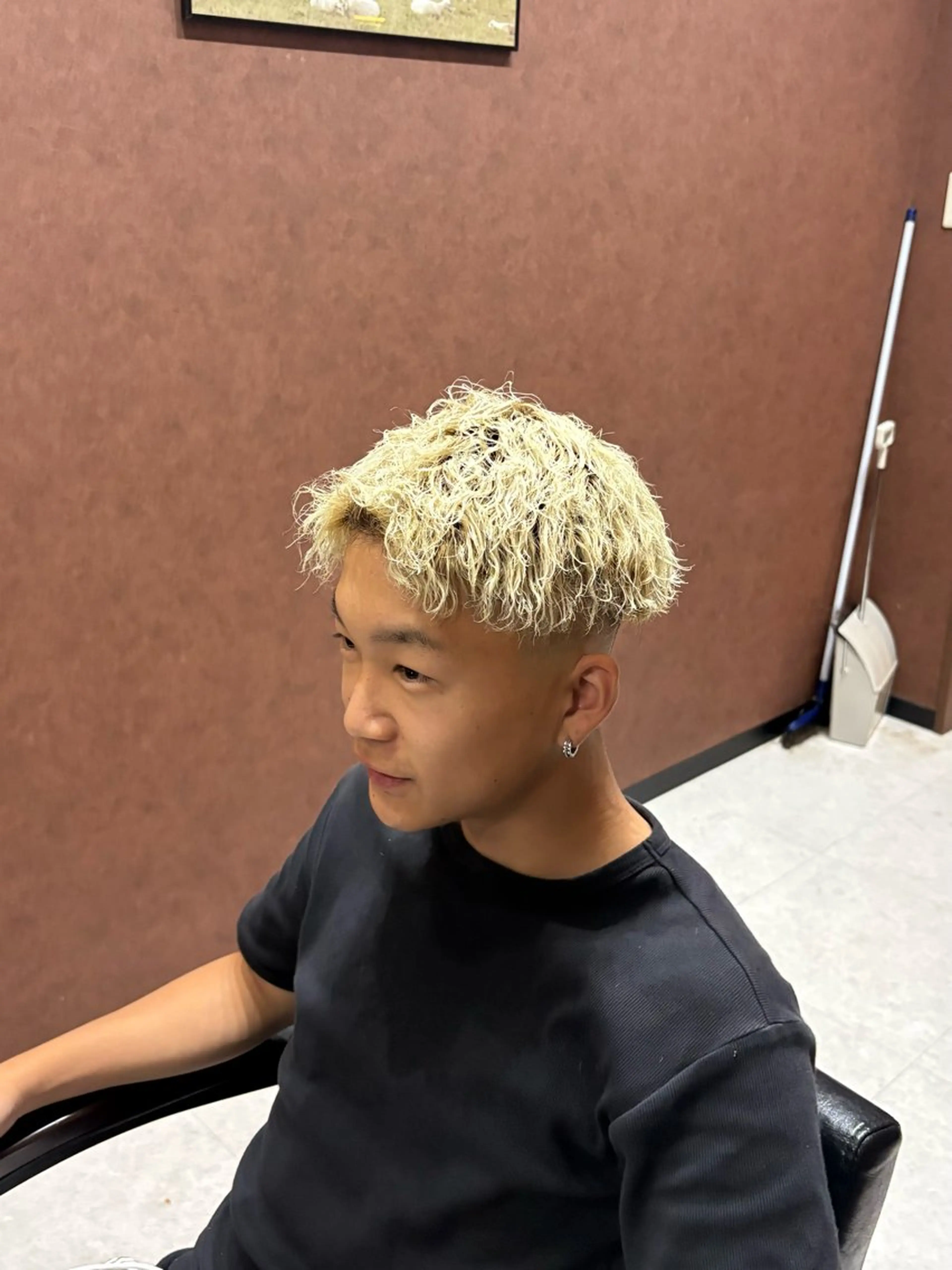 カラー パーマ メンズ E 難波OCAT店所属・E 難波店 Reiのヘアスタイル