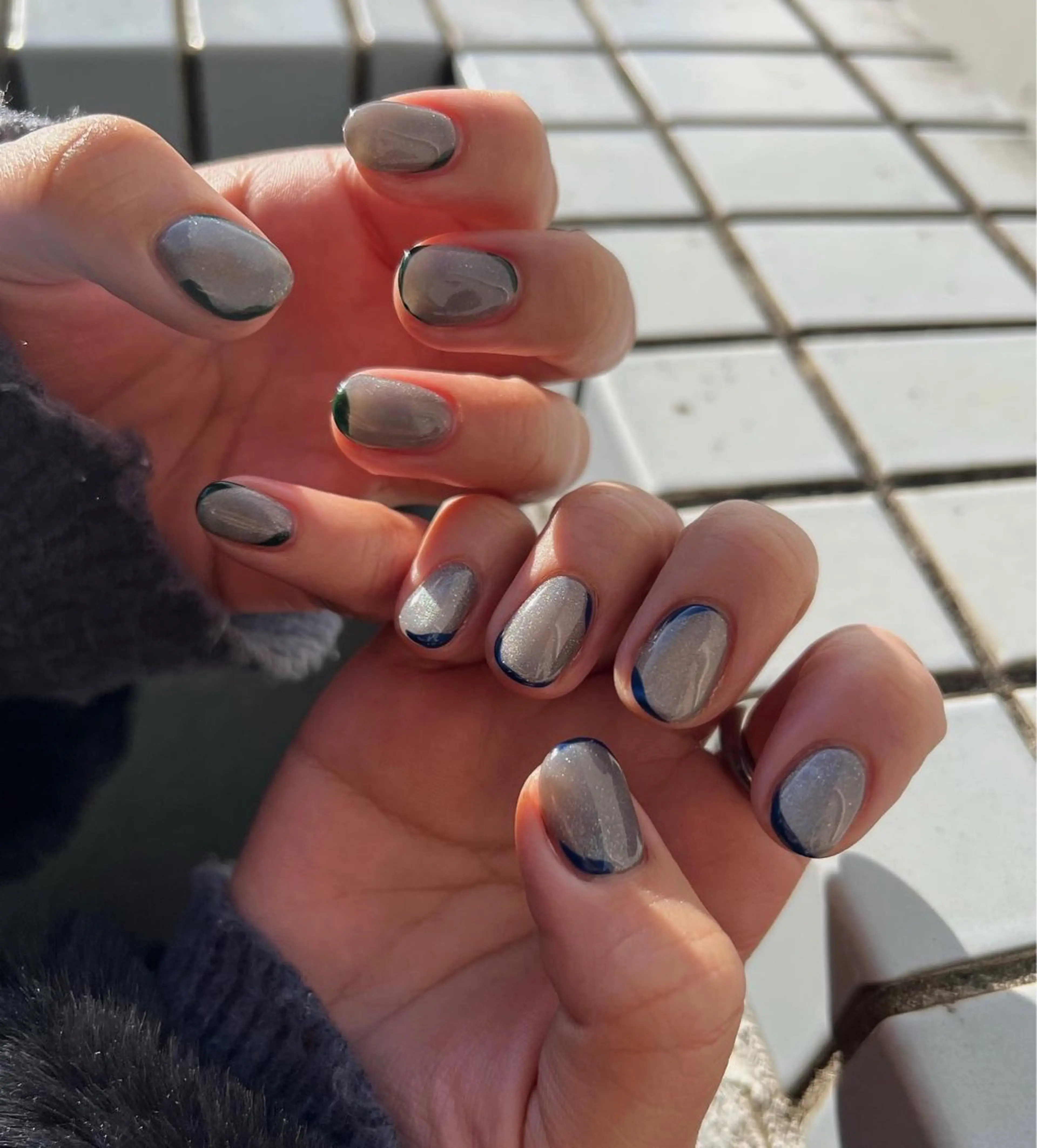ネイル アートネイル マグネットネイル ニュアンスネイル ハンドネイル LAKATOCCA ..hidemiのヘアスタイル