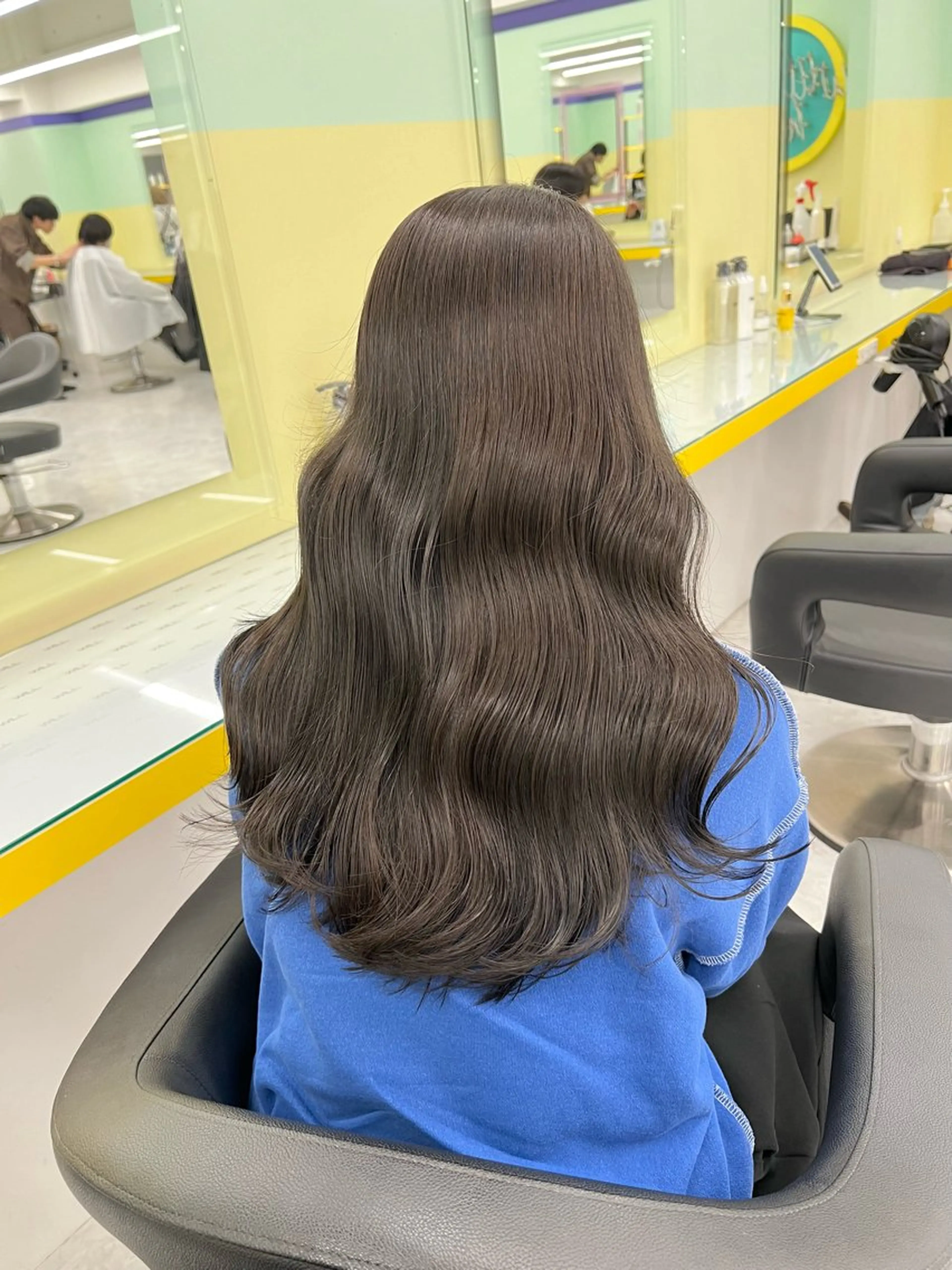 セミロング ヘアカラー トリートメント ヘッドスパ ヘアセット レイヤー/韓国❣️ 髪質改善/亘紘輝のヘアスタイル