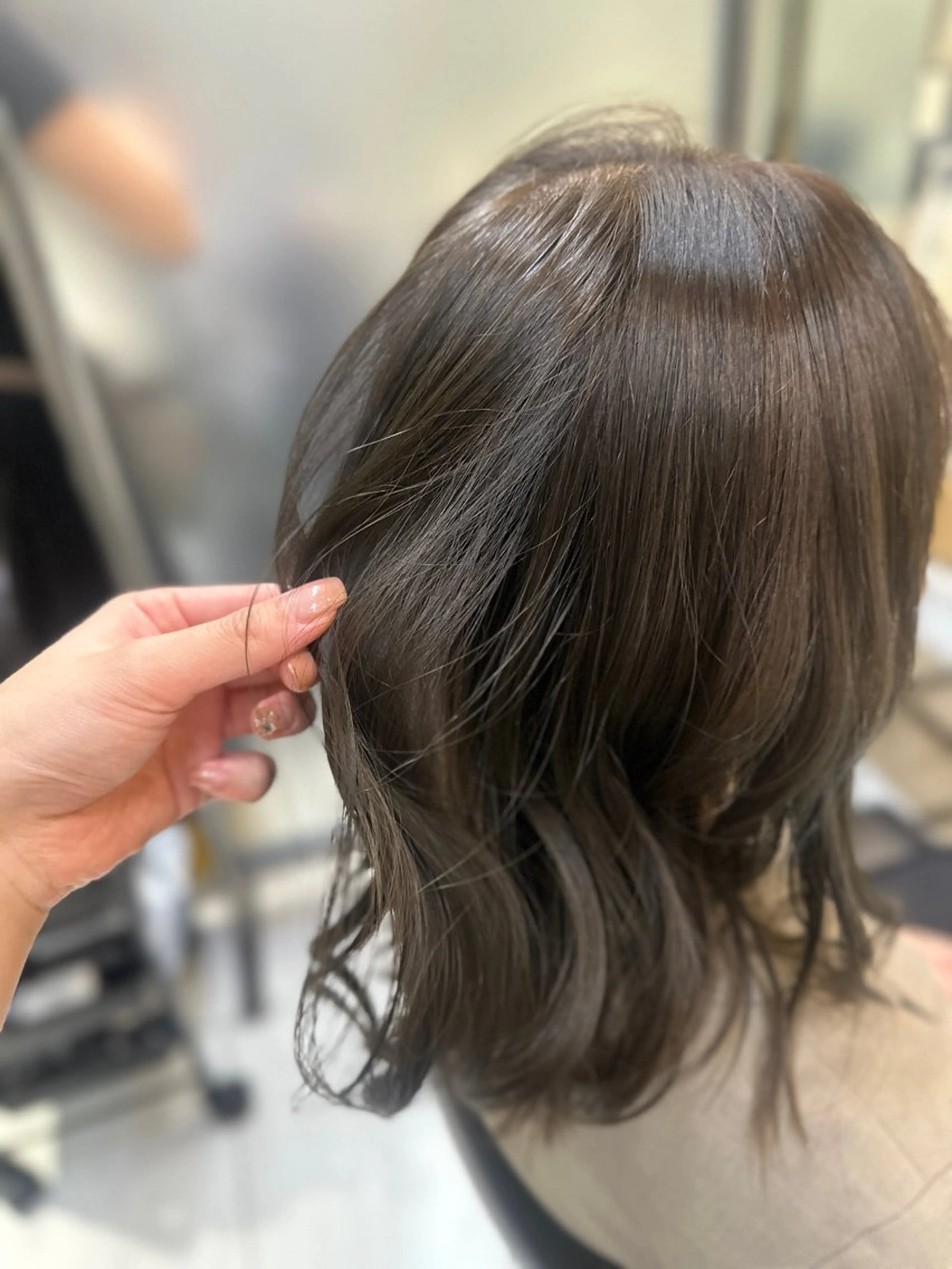 ミディアム カラー 透明感カラー 縮毛矯正 艶ブリーチ/カット kurumi🌼のヘアスタイル