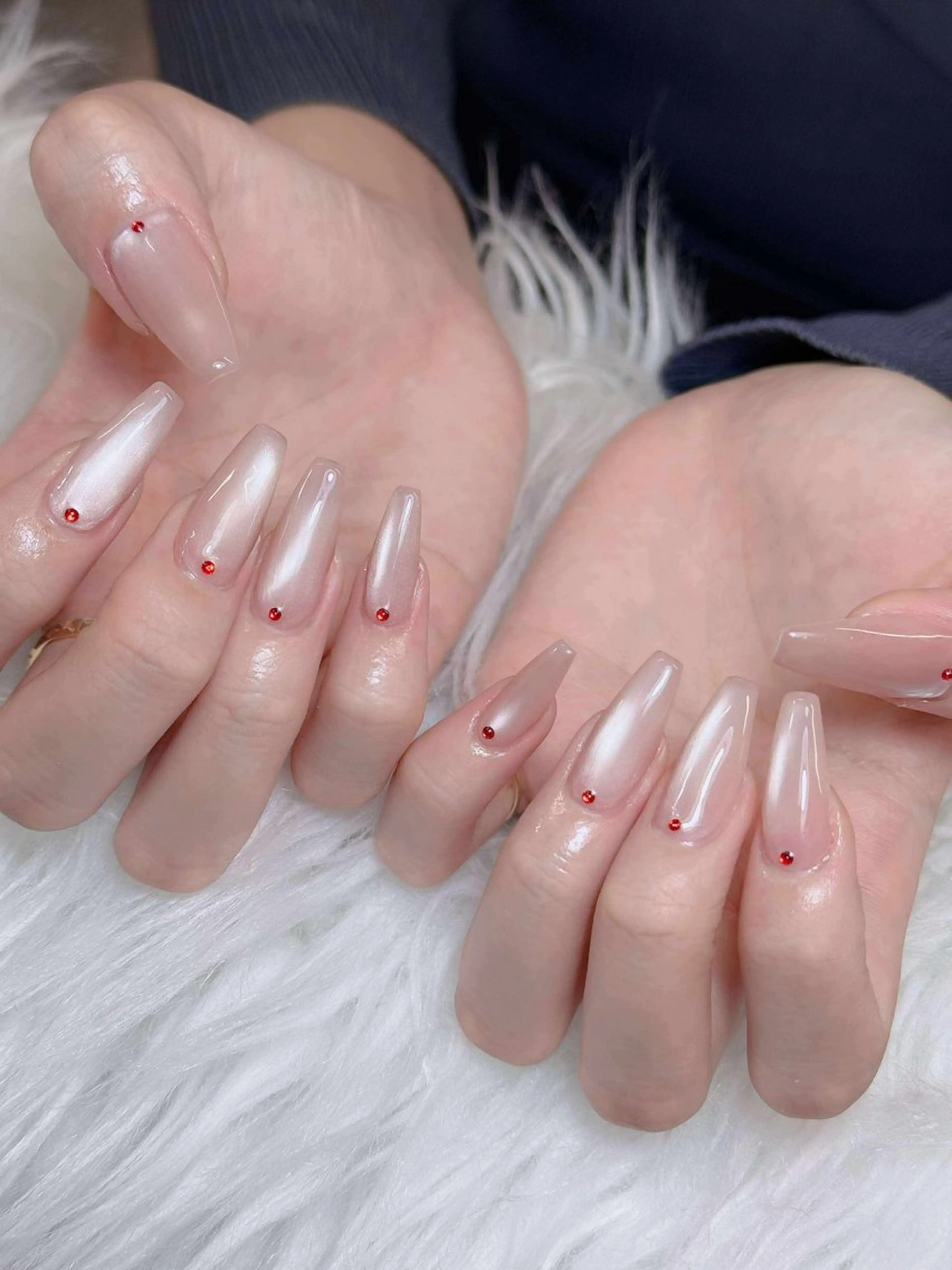 ネイル オーロラネイル チークネイル フットネイル フレンチネイル 韓国ネイル ハンドネイル Lumi Nailのネイルデザイン