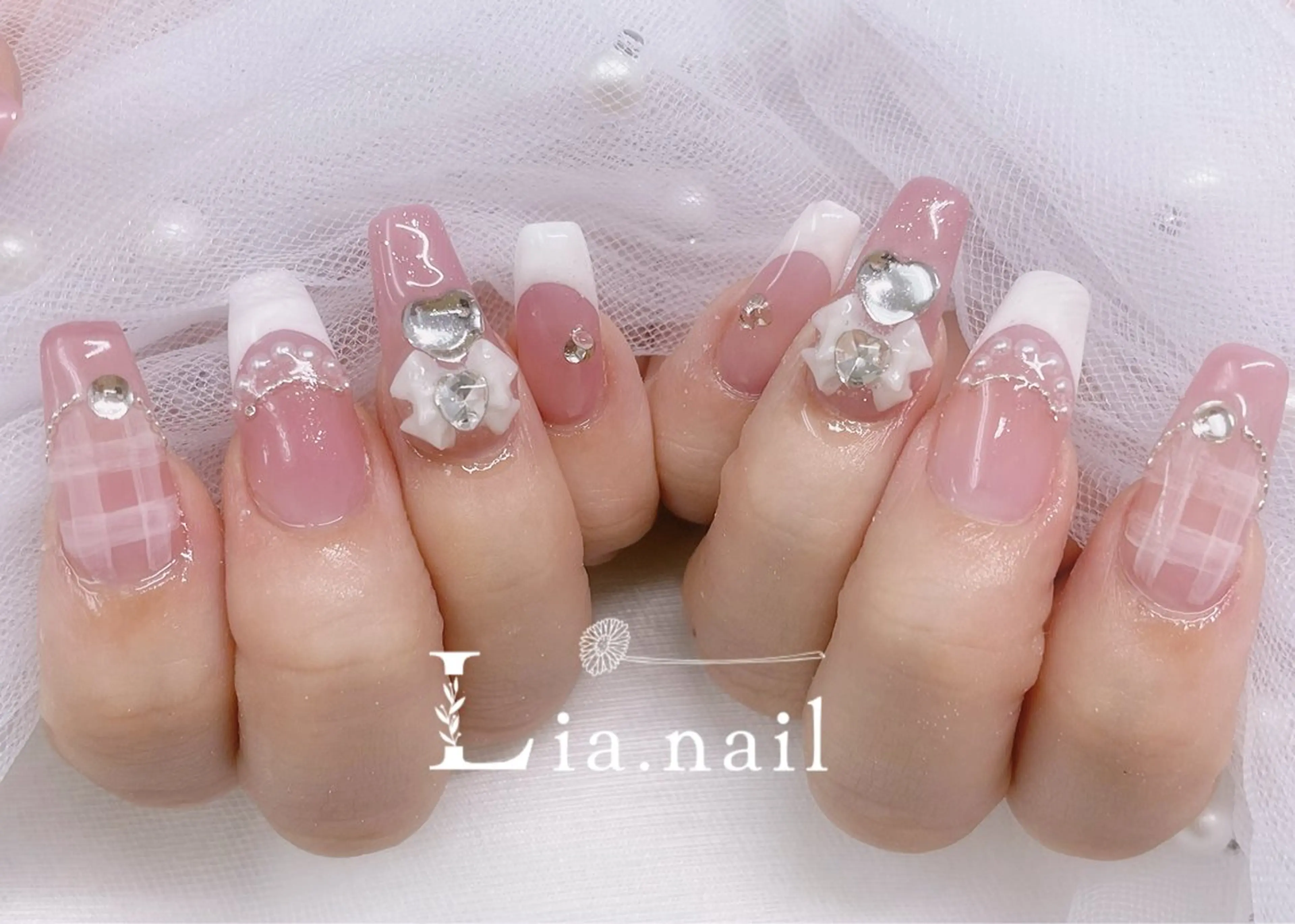 ネイル Lia. nailのネイルデザイン