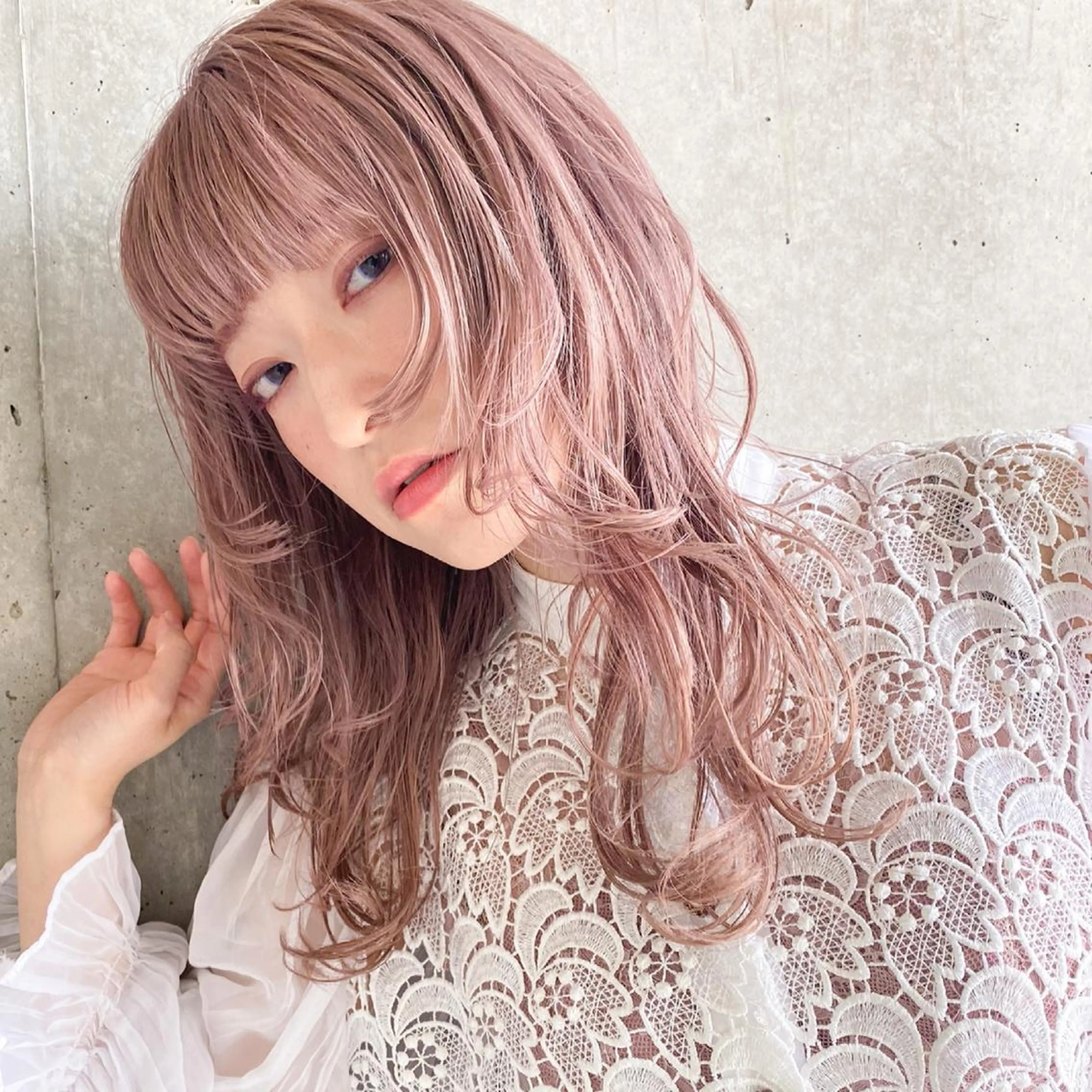 ロング カラー HOLON池袋所属・レイヤー/ウルフ/ ハッシュカット/七海のヘアスタイル
