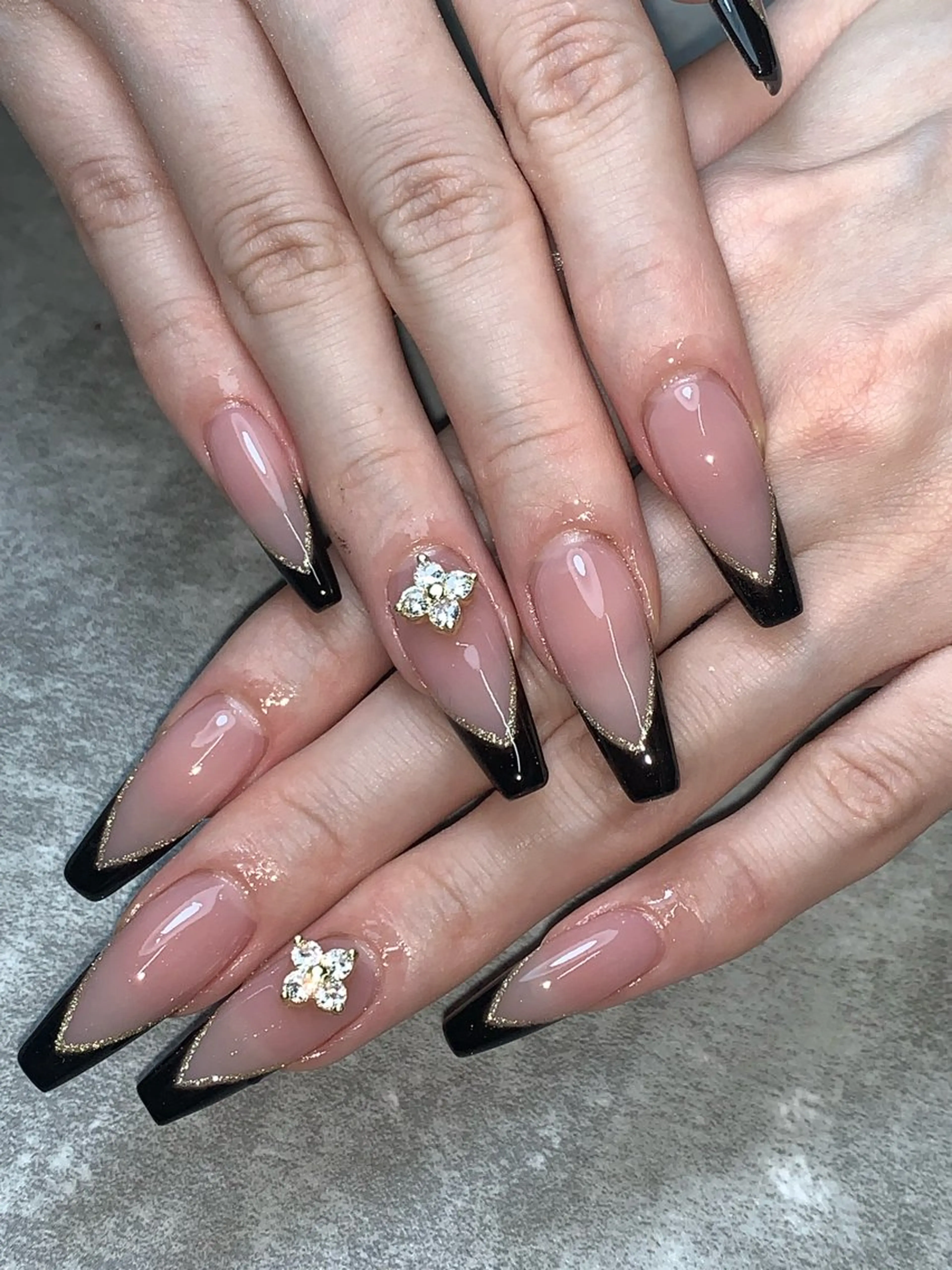 ネイル ハンドネイル KARMA salonのネイルデザイン