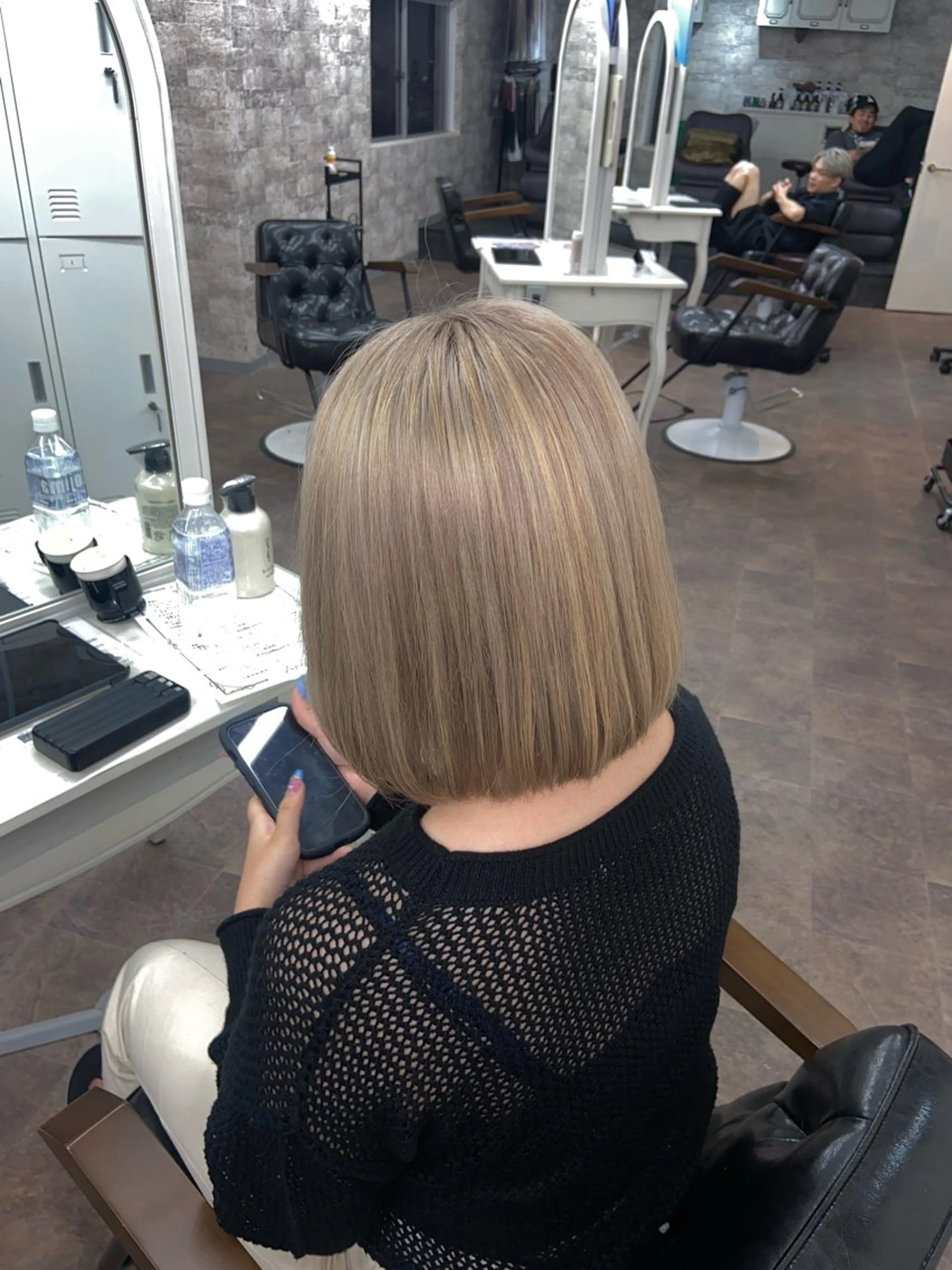カラー Mejia Riseのヘアスタイル