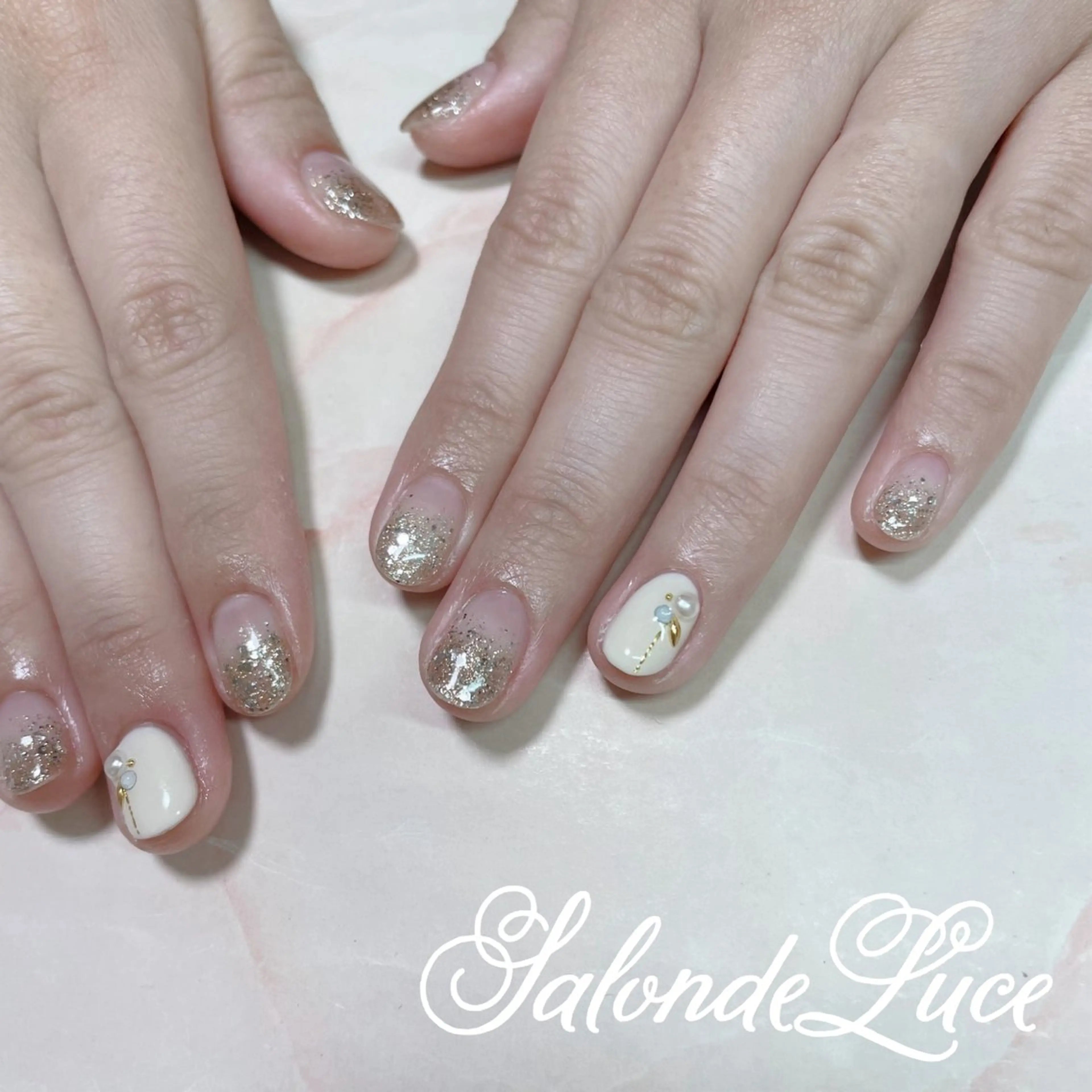 ネイル ホログラムネイル ラメ(グリッター) ラメグラデーション Salon de Luceのネイルデザイン
