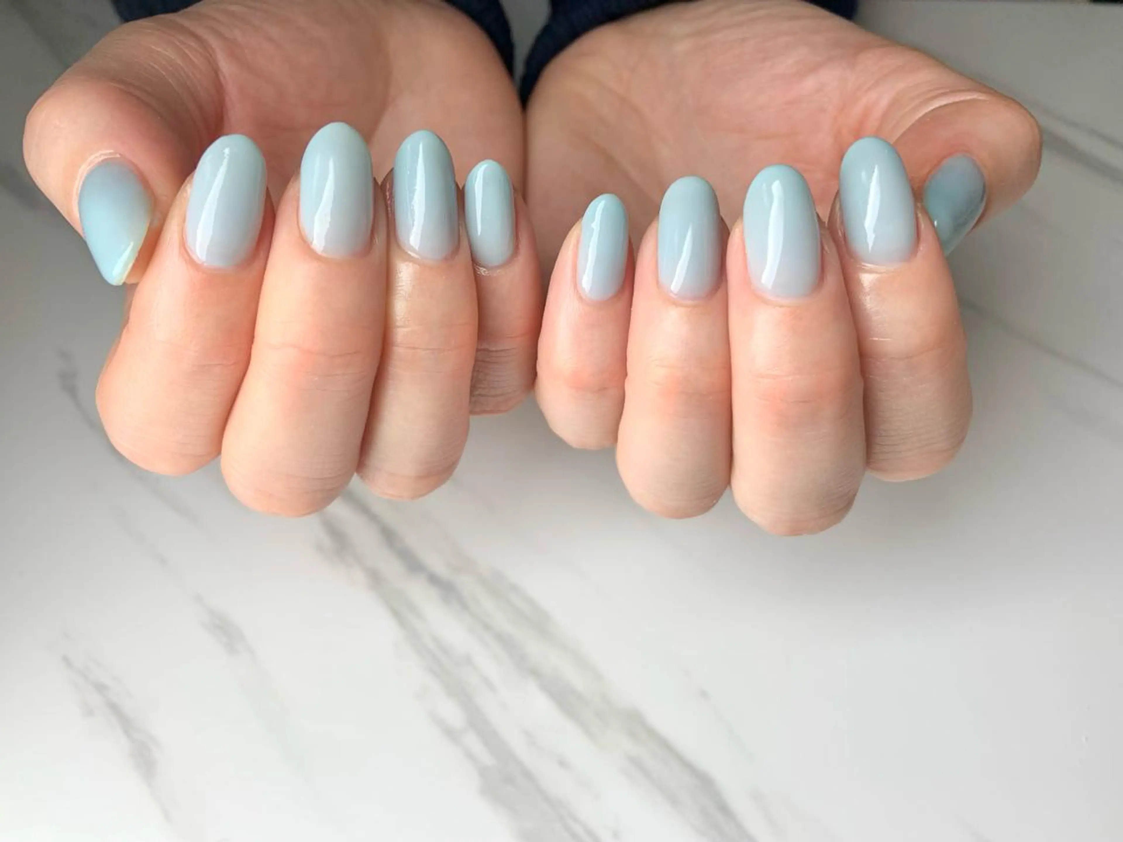 ミディアム ネイリスト シンのネイルデザイン