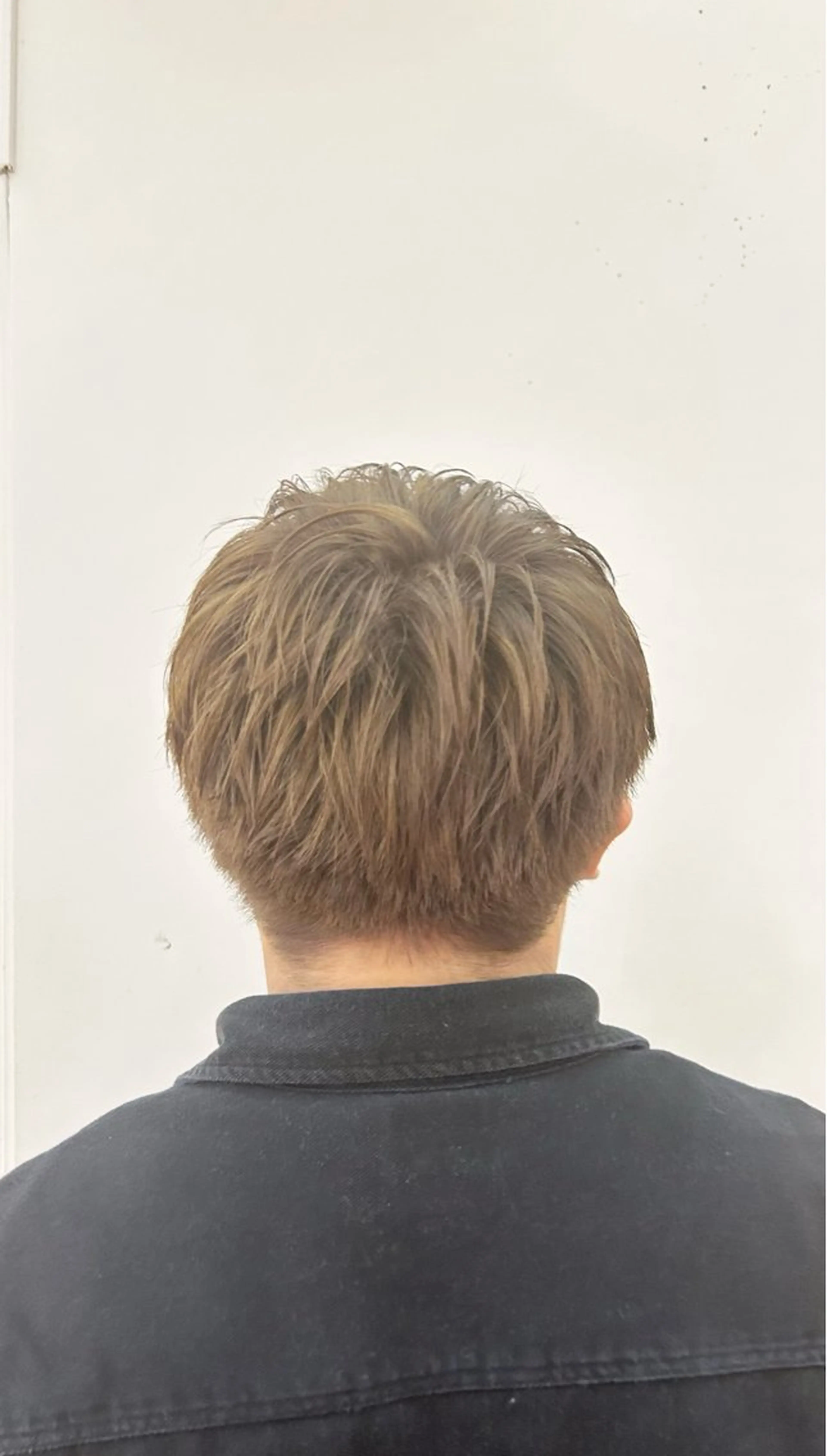 ショート カラー メンズ ブラウンカラー ミルクティーブラウン ヘアカラー Koki☘️/ メンズ特化のヘアスタイル