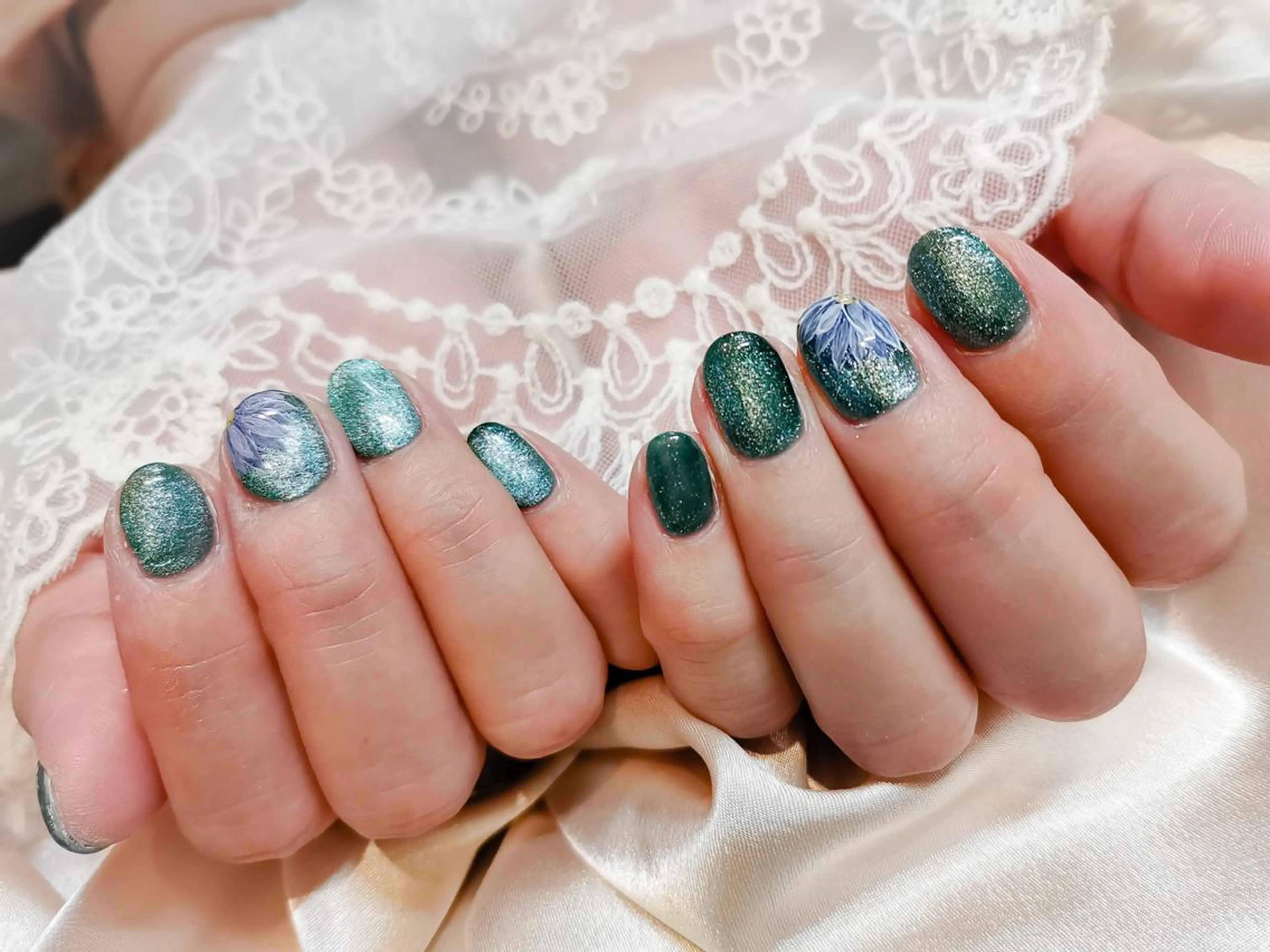 ネイル セミロング Be-style 　のネイルデザイン