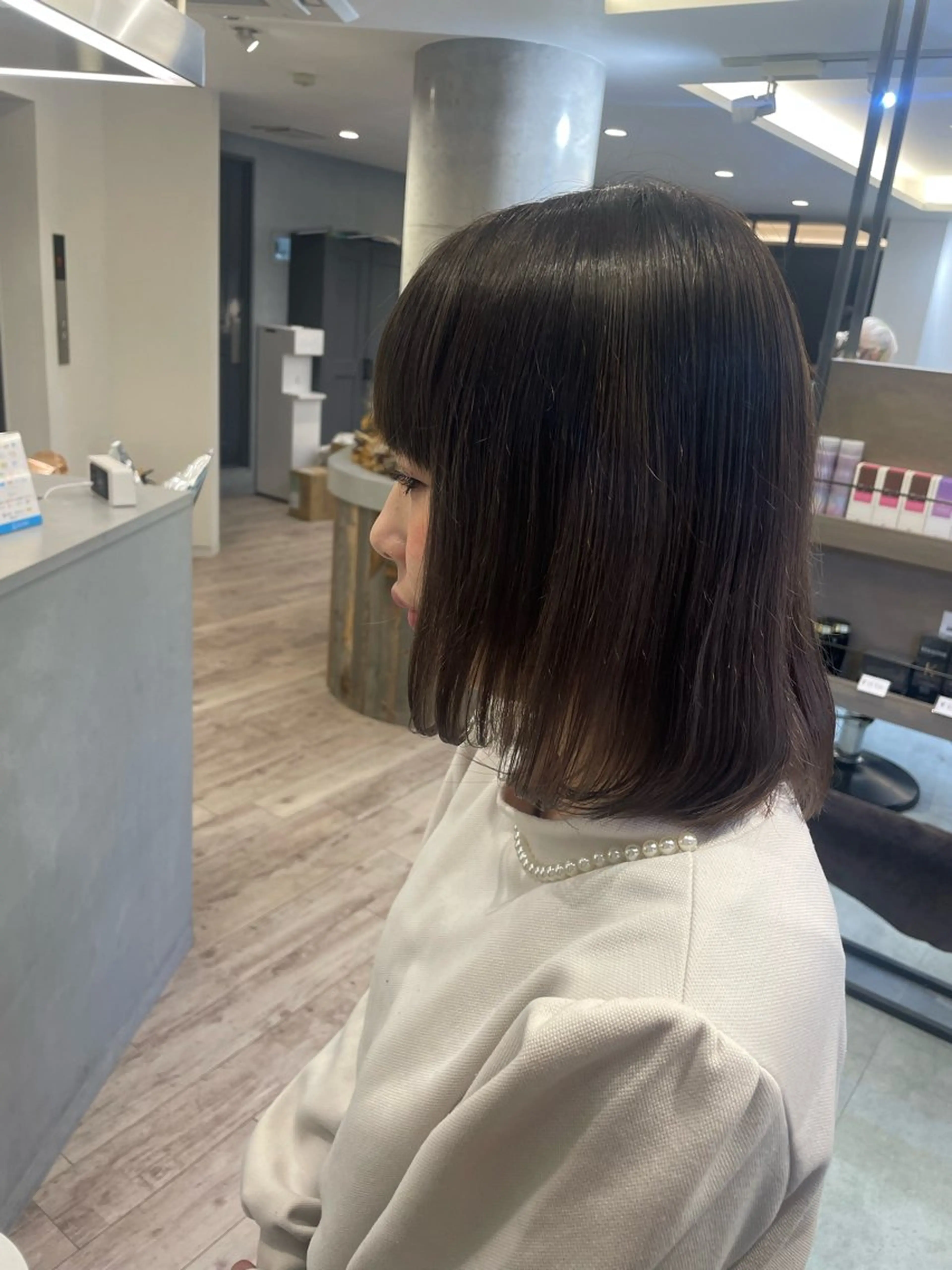 ミディアム ♡似合わせハイトーン ♡maiのヘアスタイル
