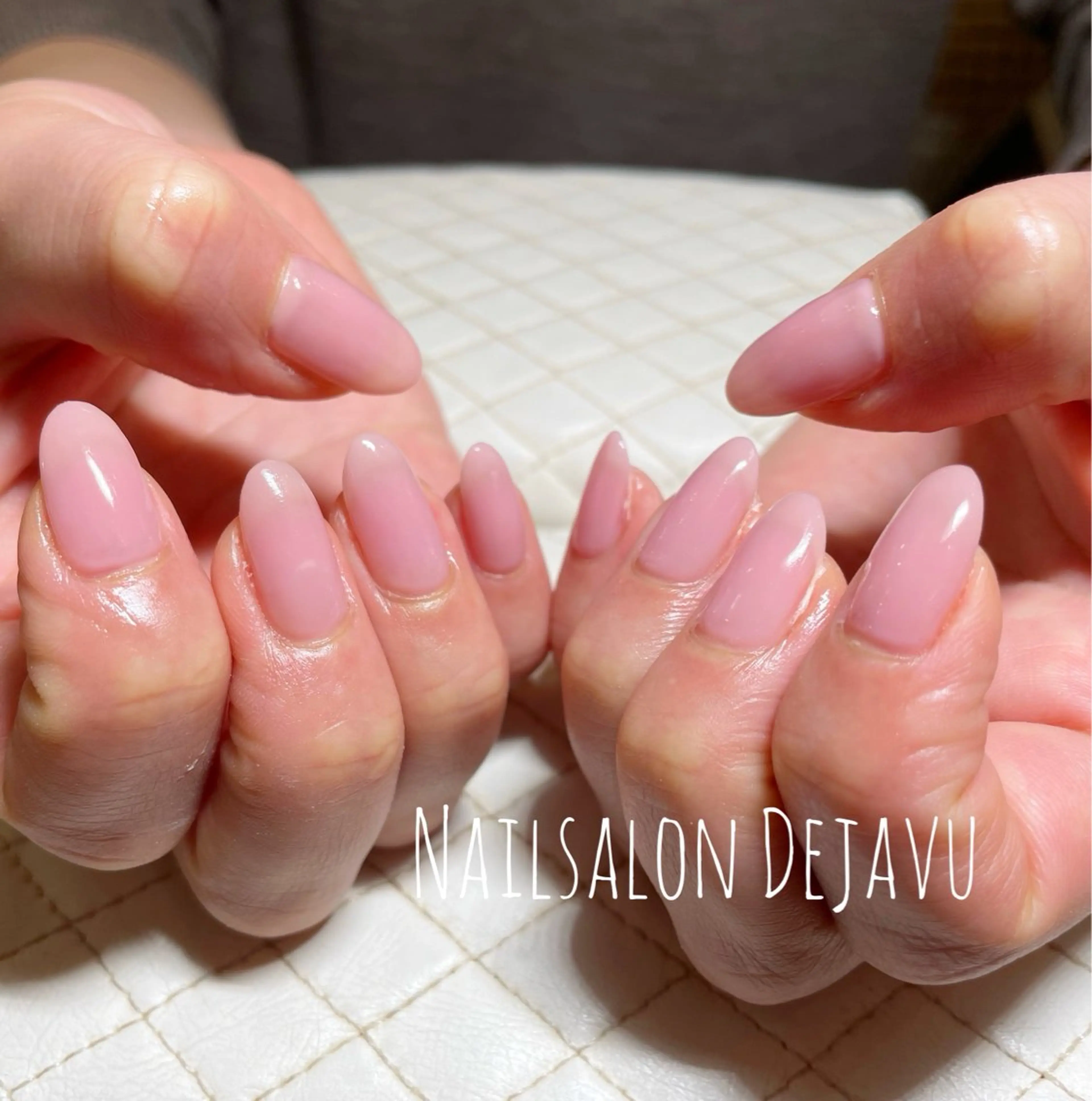 ネイル ワンカラーネイル ハンドネイル Nailsalon Dejavu Yokosuka所属・Nailsalon Dejavuのネイルデザイン