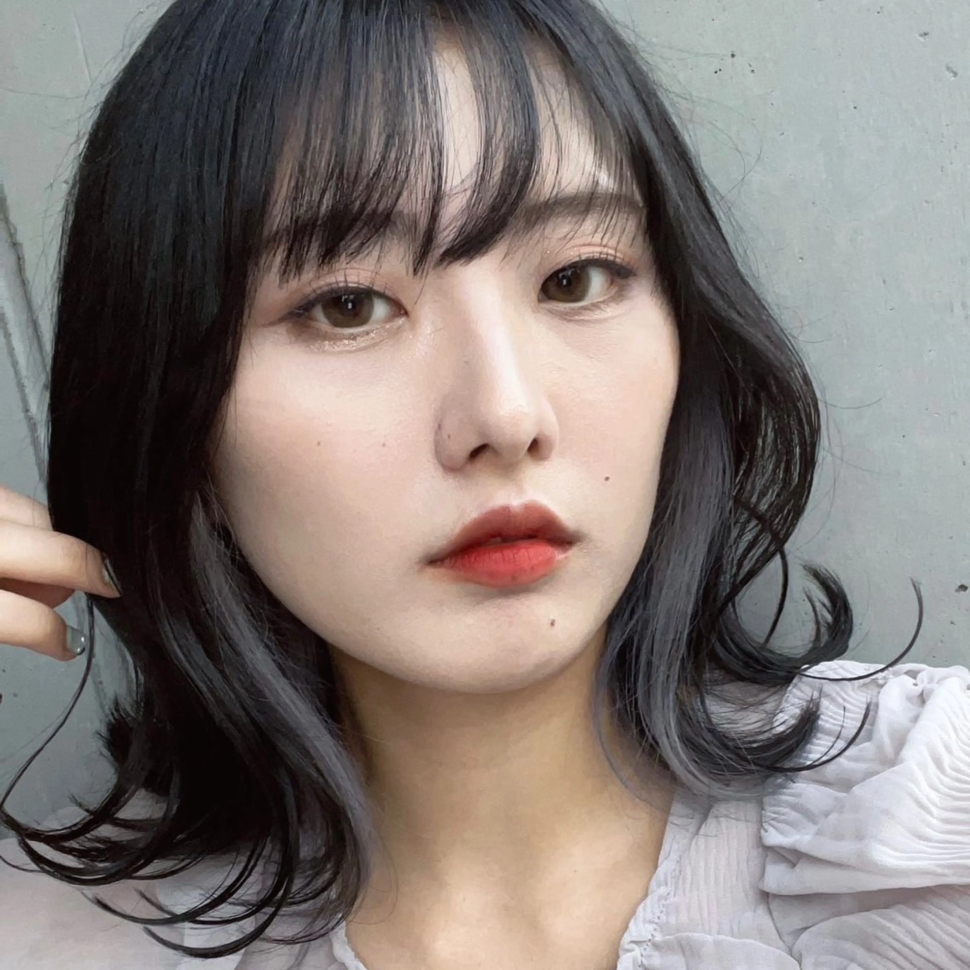 ミディアム カラー 黒髪 ブルーカラー ブルーブラック インナーカラー カット ヘアカラー Glanzhair 🫧‪菊池柊真🫧のヘアスタイル