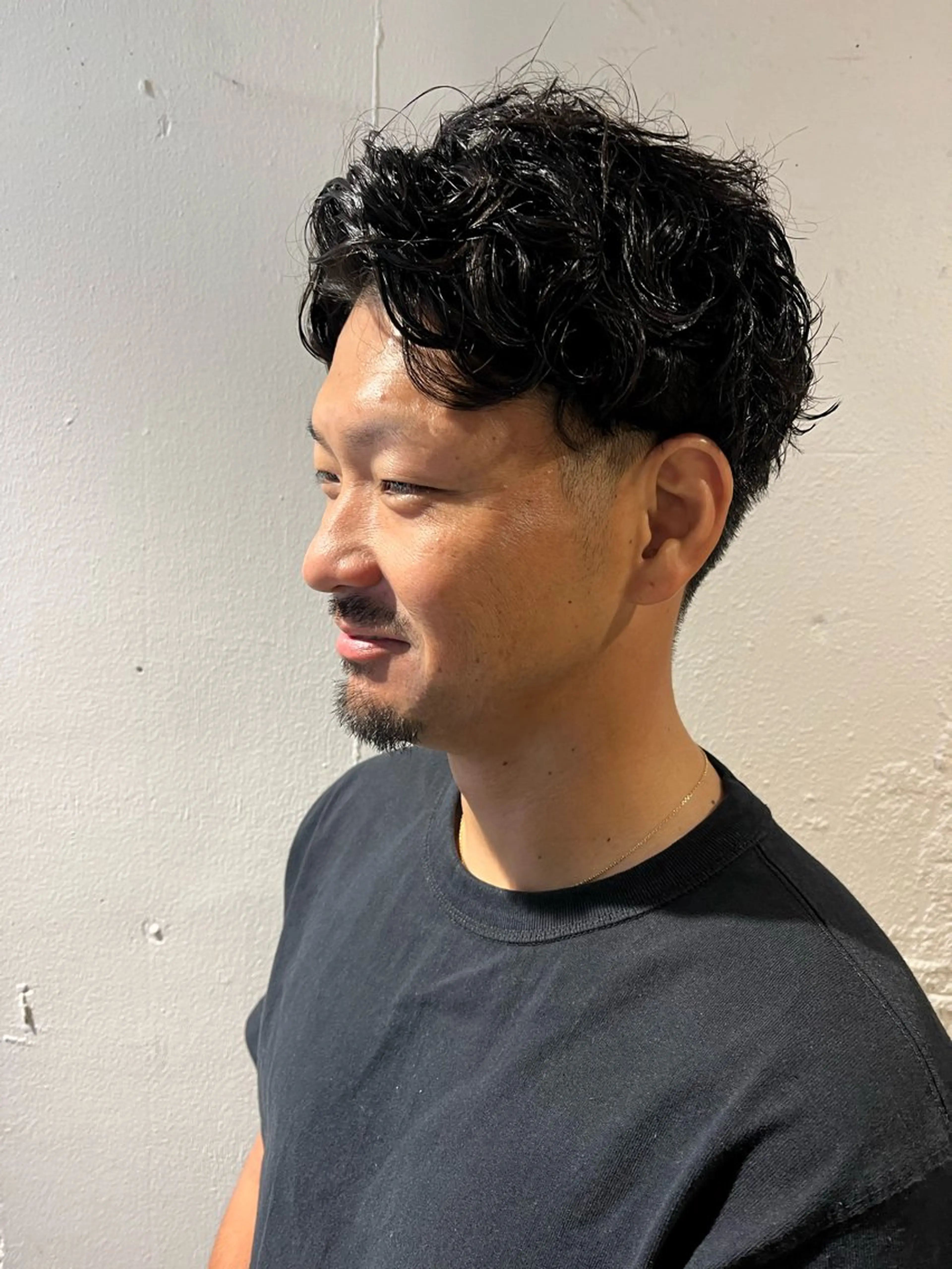 ショート パーマ メンズ アップバング メンズパーマ 刈り上げ ニュアンスパーマ カット パーマ ヘッドスパ ボブ/髪質改善カラー 深沢楓のヘアスタイル