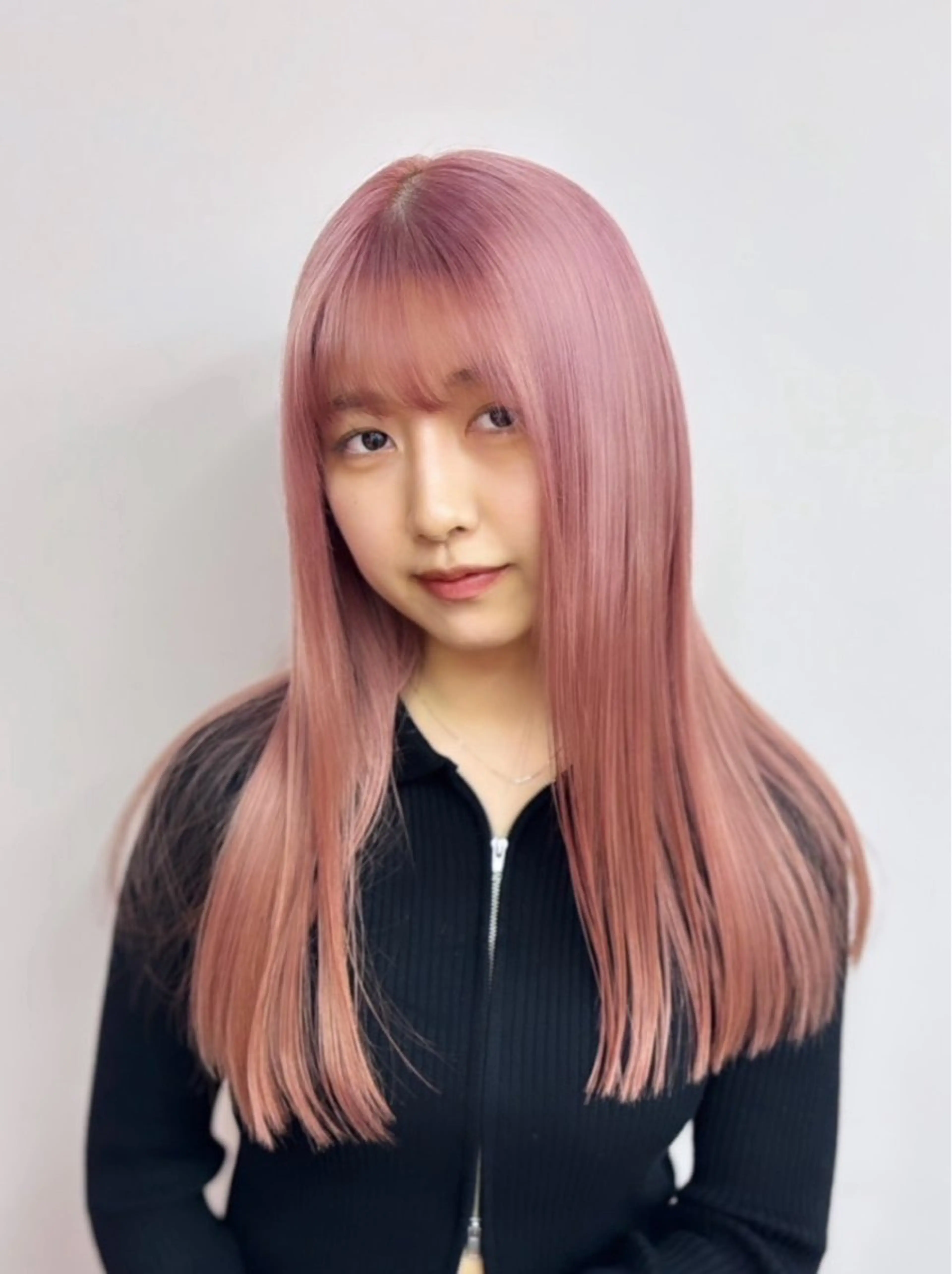 ロング ヘアカラー 田中麻鈴/ハイトーン /ミルクティーのヘアスタイル