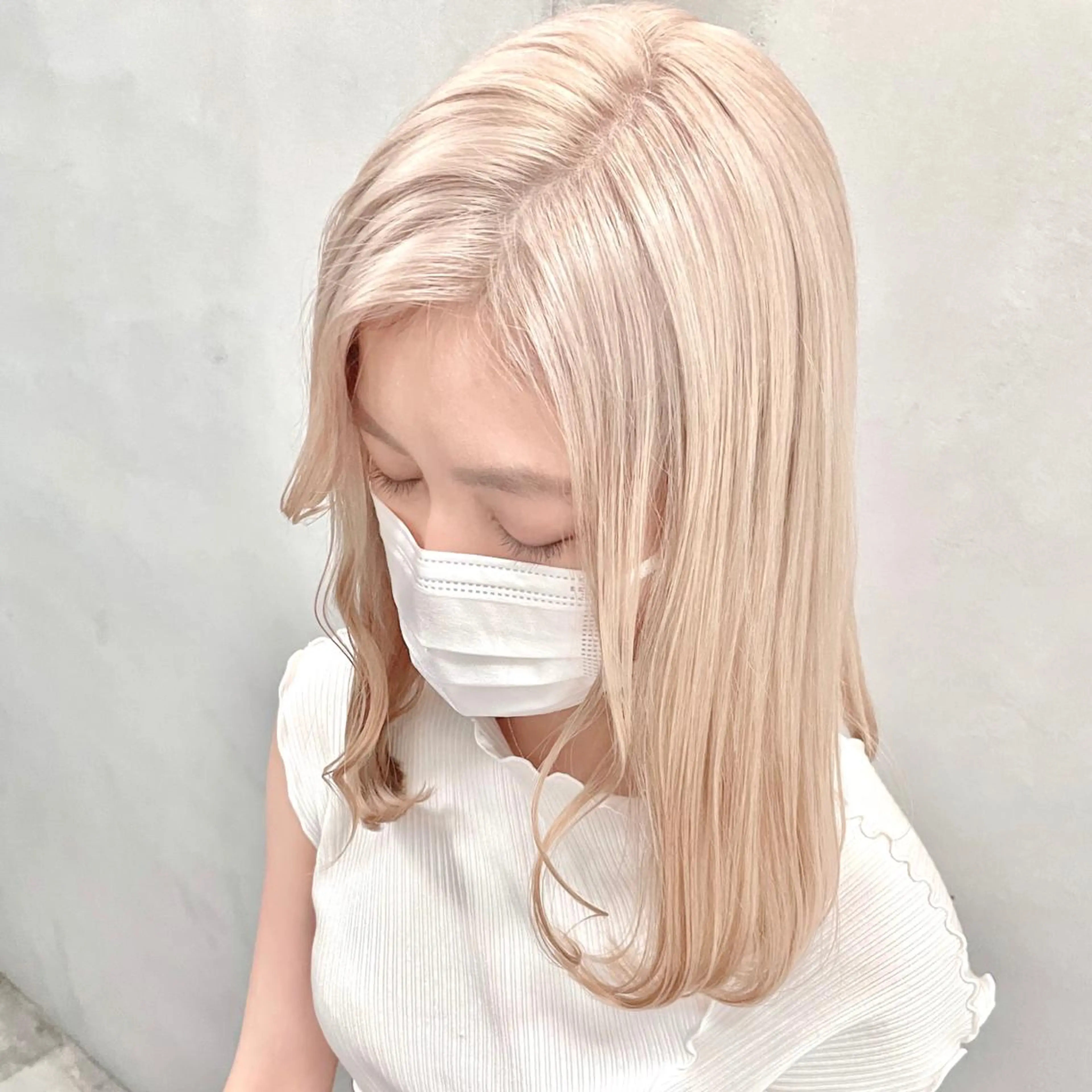 セミロング カラー ハイトーンカラー LINDO TOKYO所属・✨ハイトーン✨ 濱田知孝のヘアスタイル