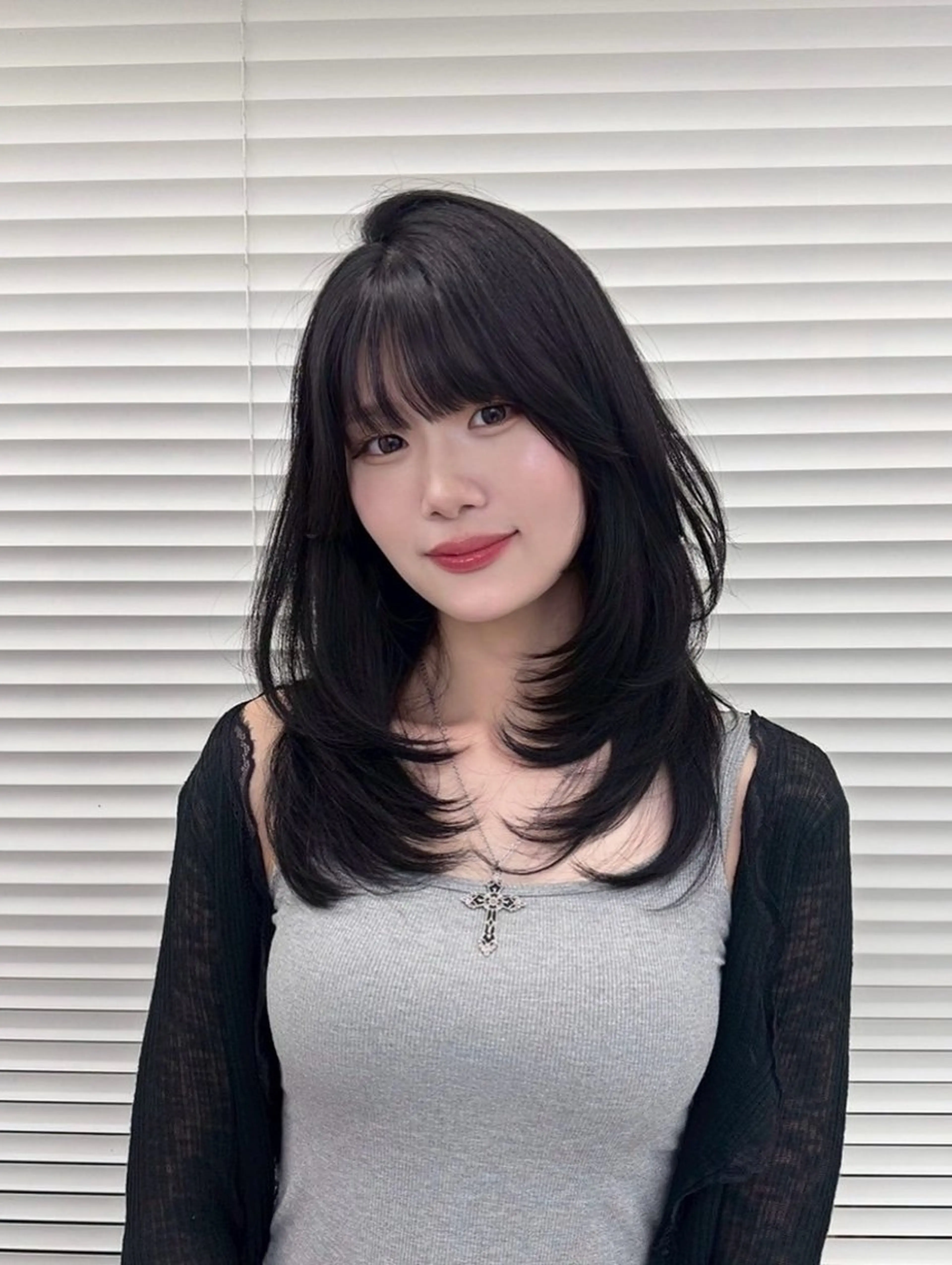 ミディアム ミディアムレイヤー レイヤーカット GO TODAY 原宿Verno店所属・韓国風レイヤー/顔周 り×透明感/きょうのヘアスタイル